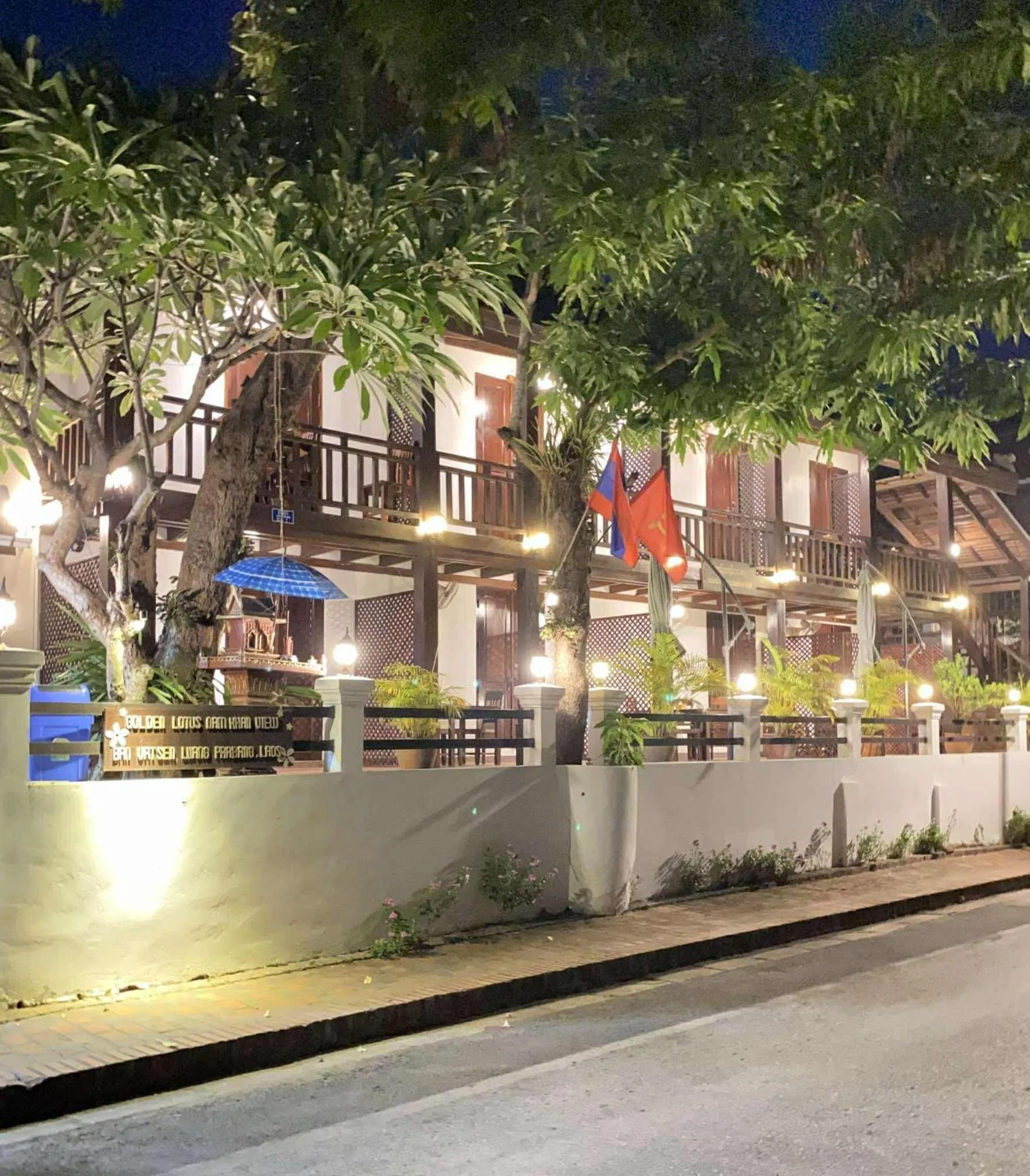 Property building in Luang Prabang Golden Lotus Villa River View