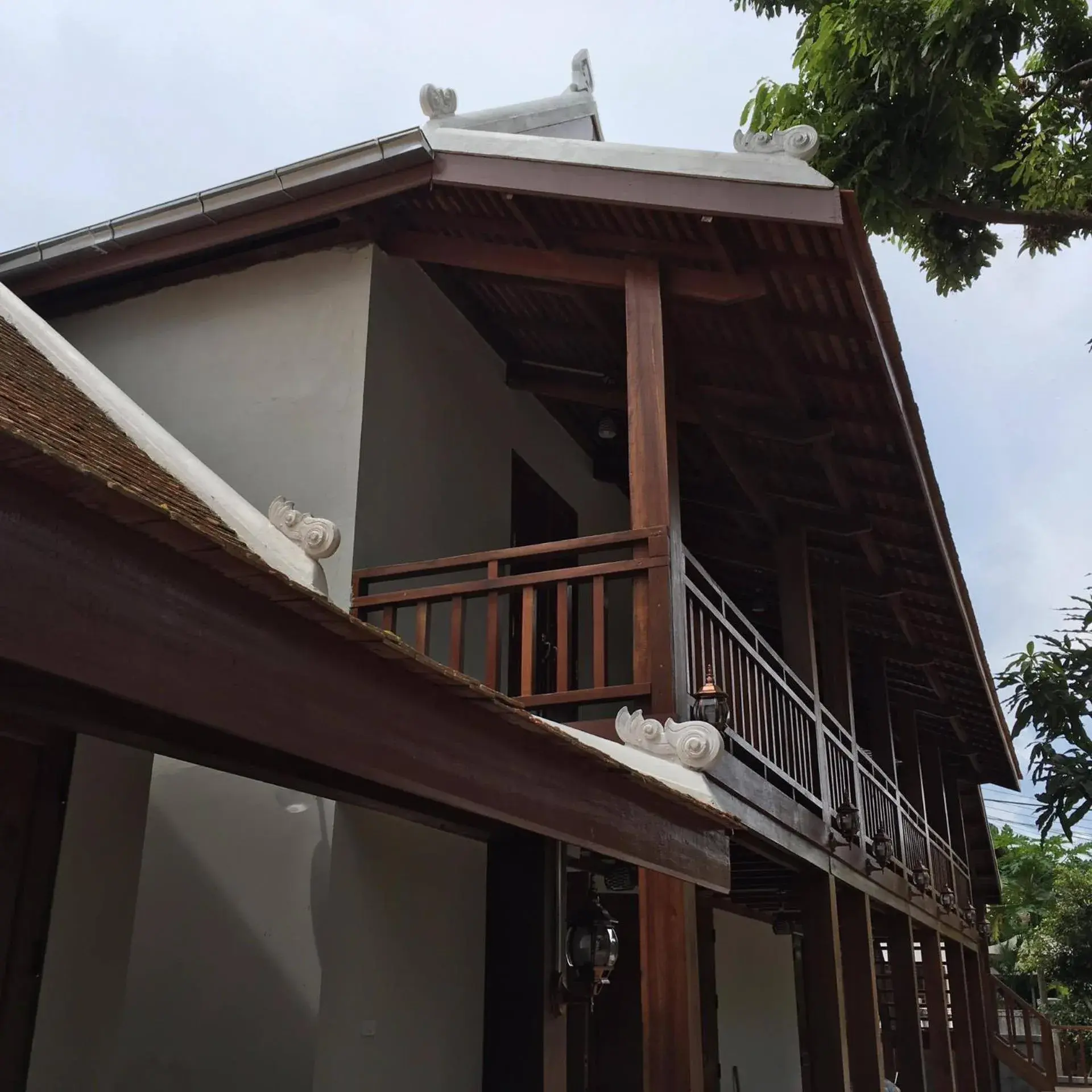 Golden Lotus Namkhan View Golden Lotus Namkhan View