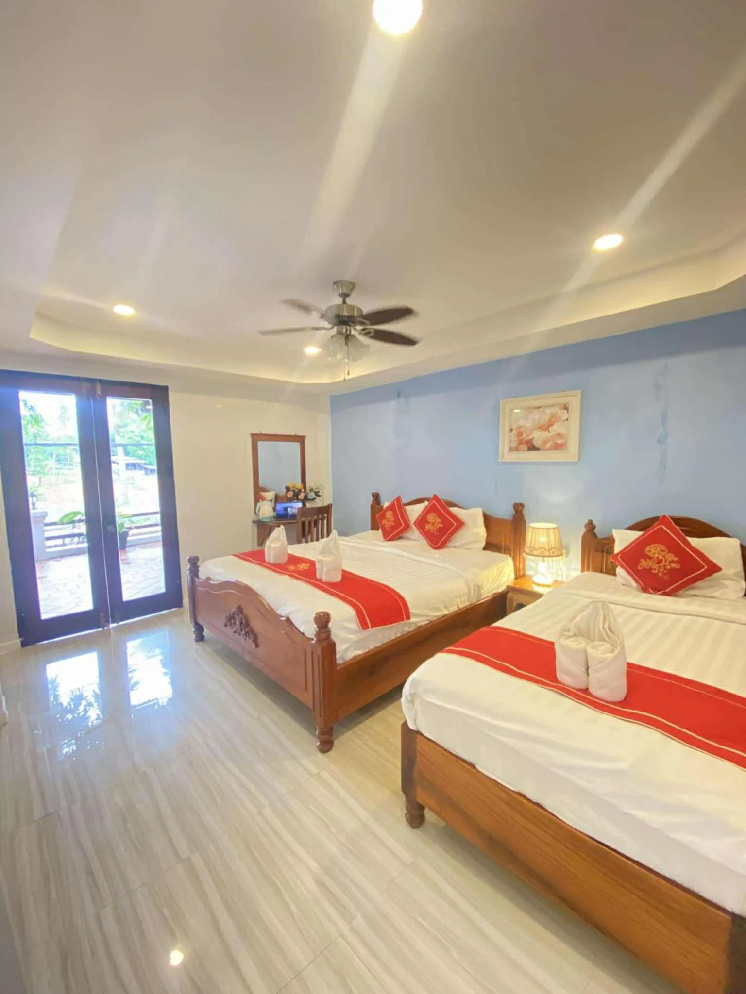 Bed in Luang Prabang Golden Lotus Villa River View