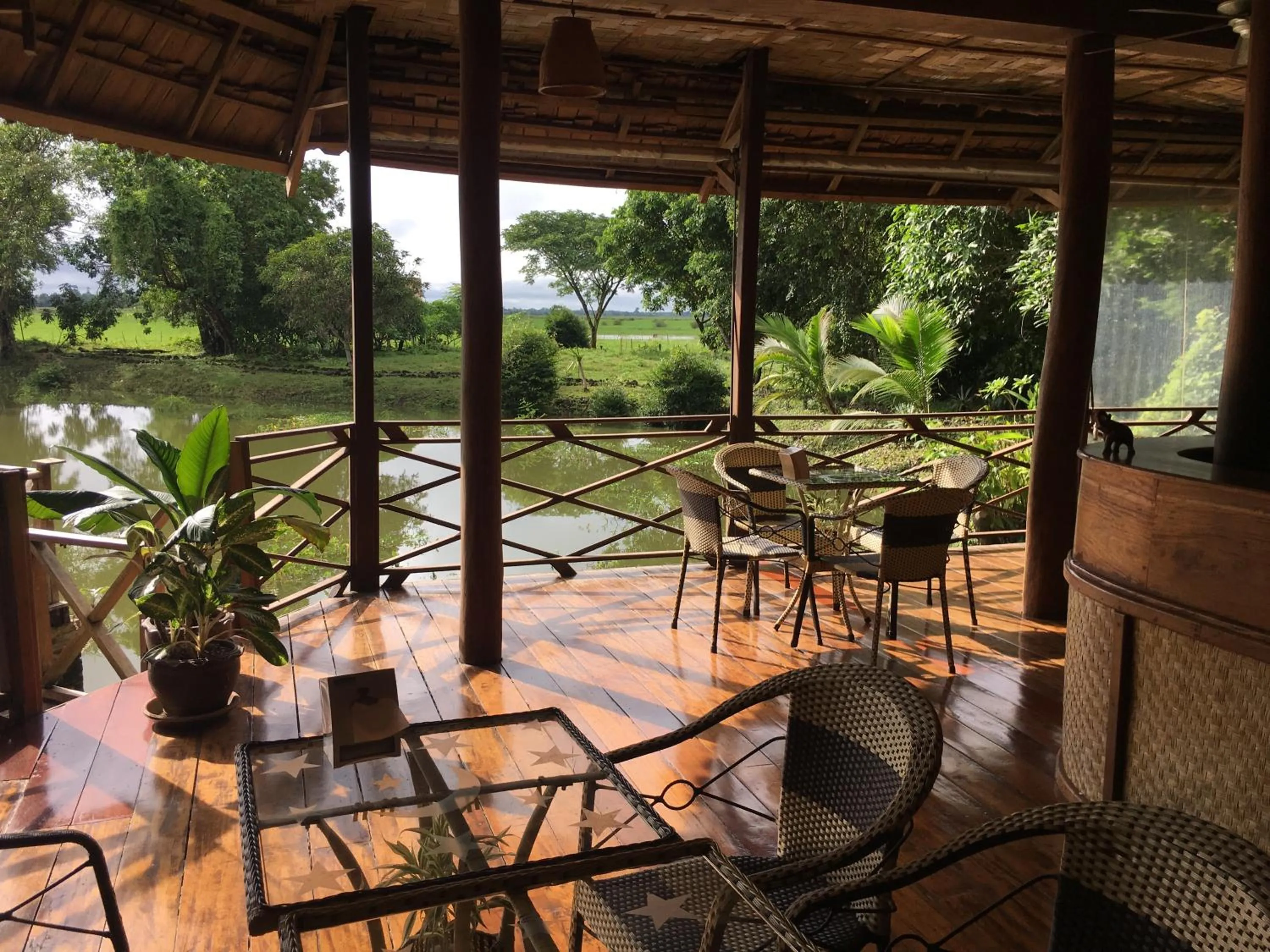 Restaurant/places to eat in Kingfisher Ecolodge