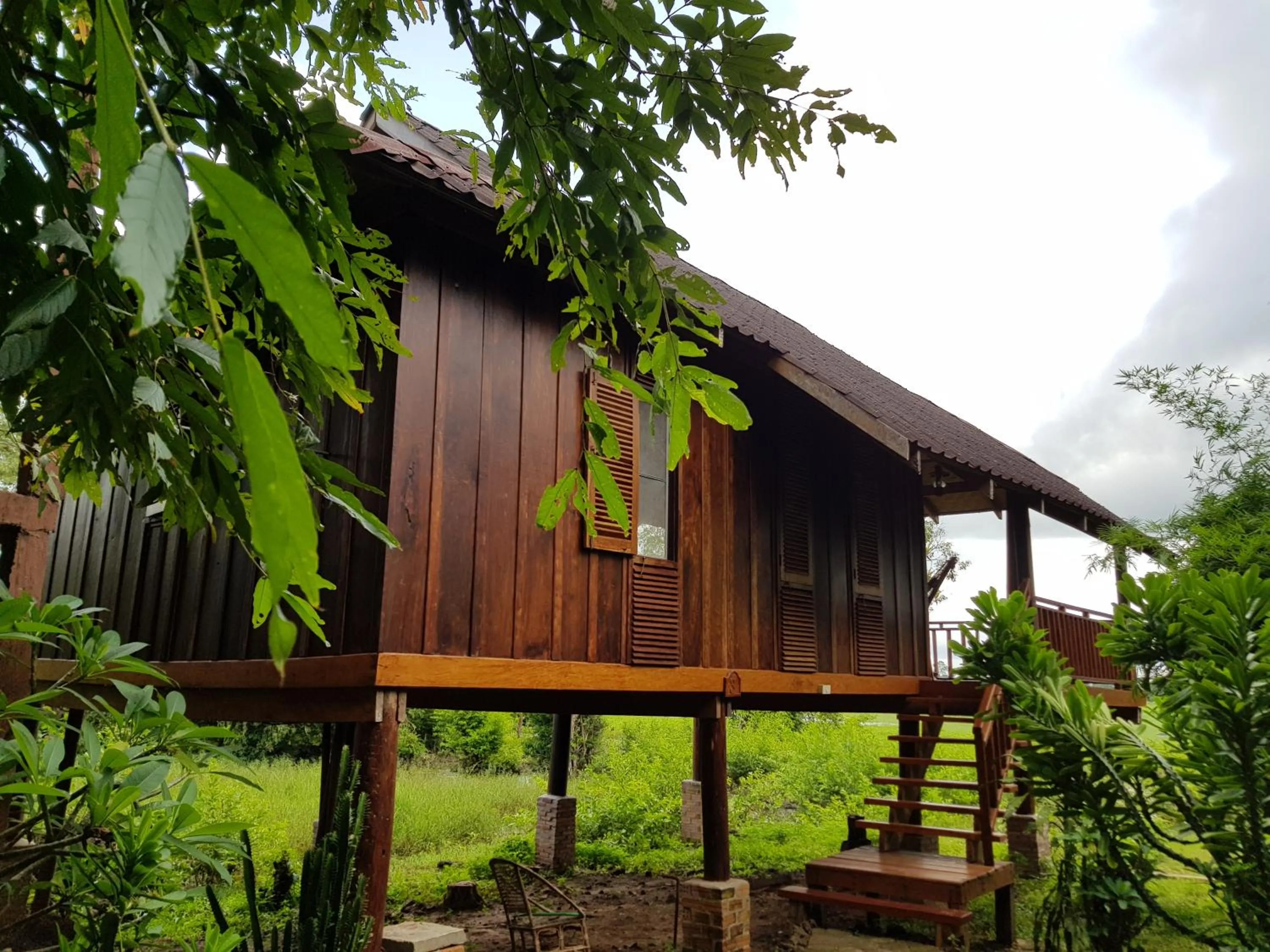 Facade/entrance in Kingfisher Ecolodge