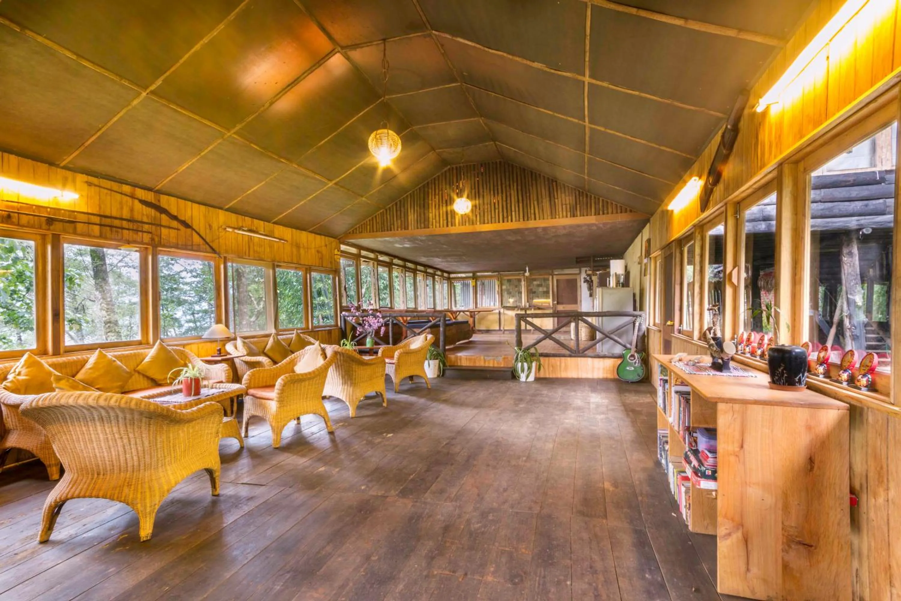 Restaurant/places to eat in Munlom Nature Resort