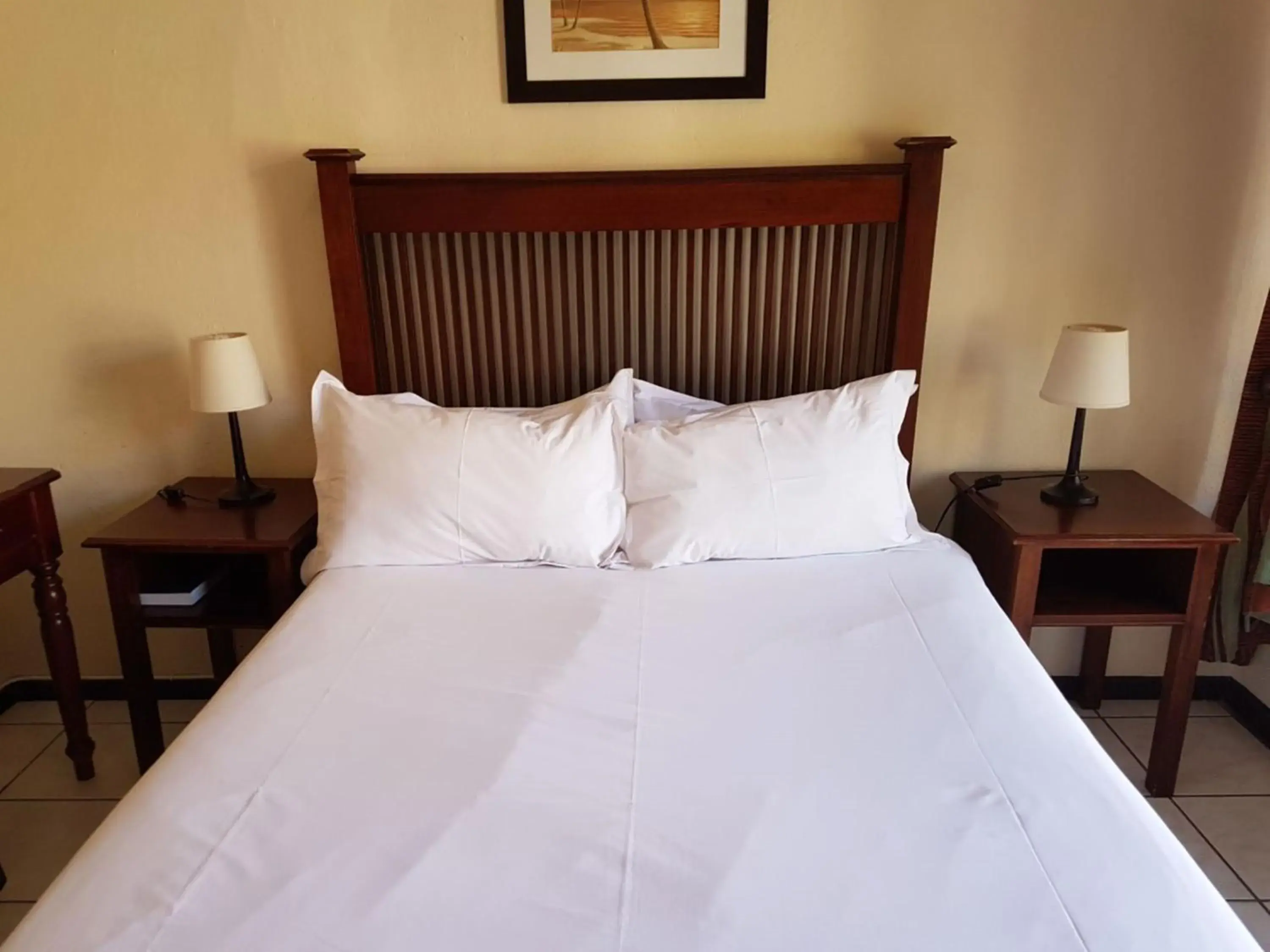 Double Room in Marlot Guest House Double Room in Marlot Guest House