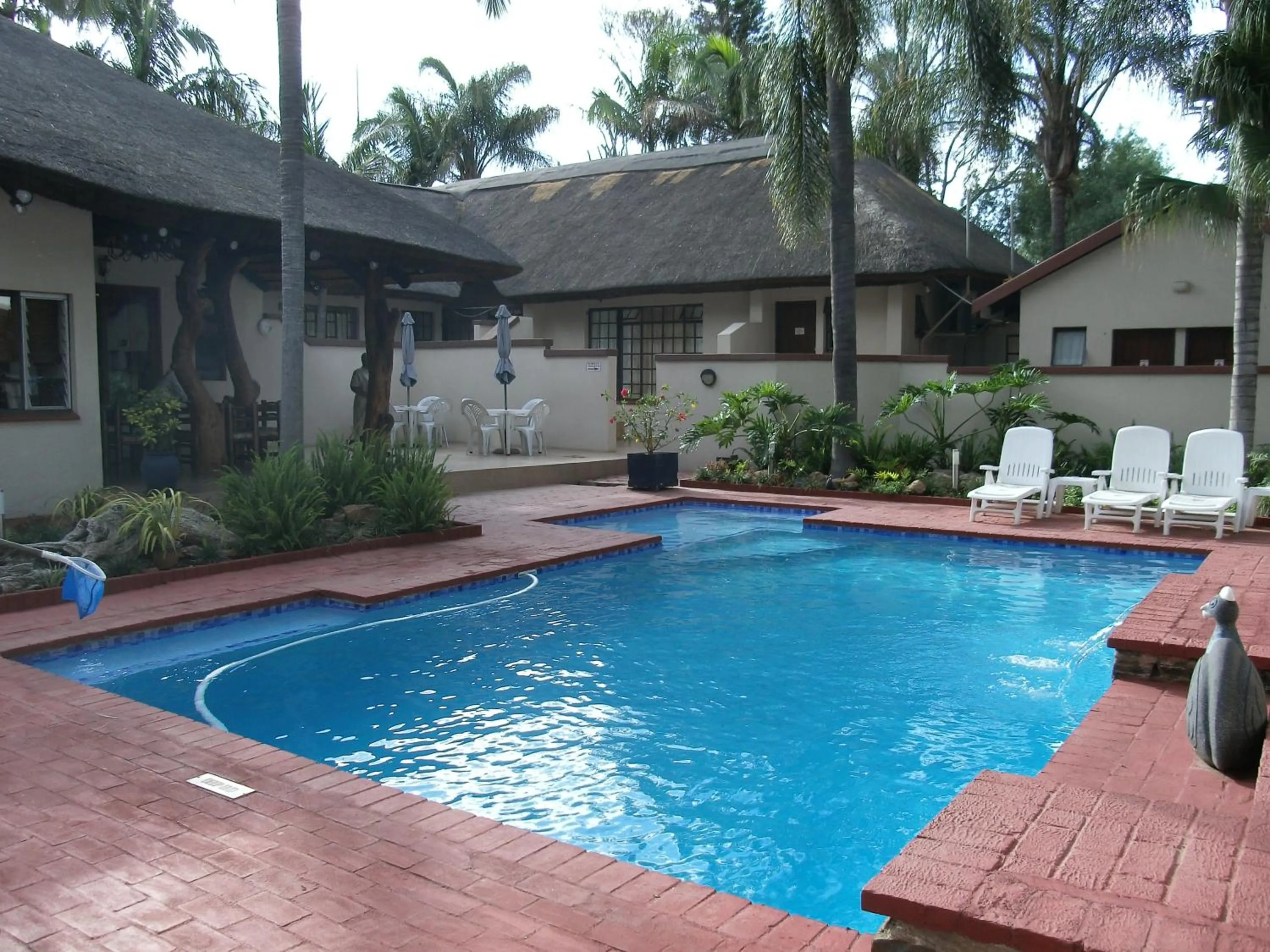 Swimming pool in Marlot Guest House