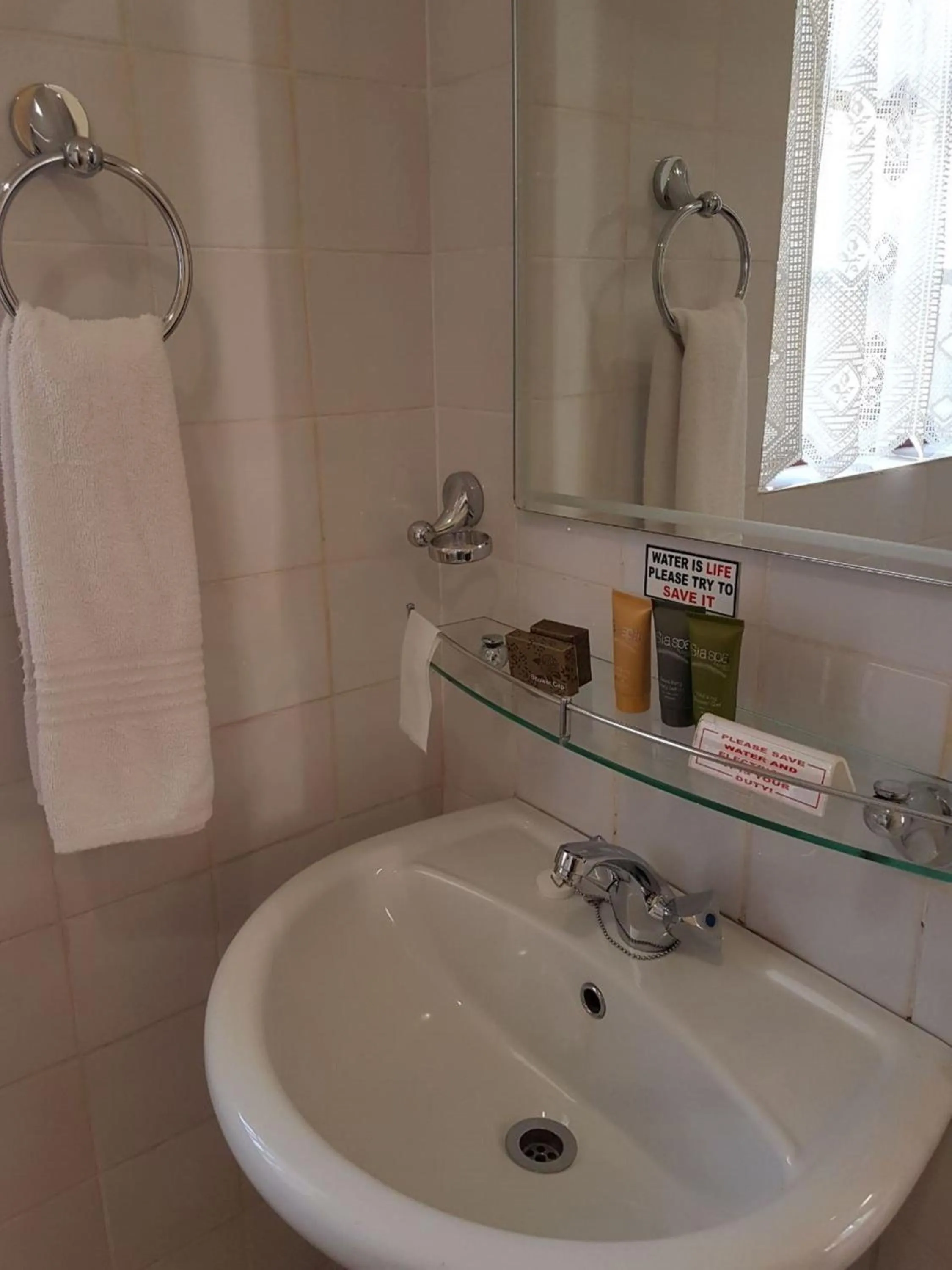 towels in Marlot Guest House