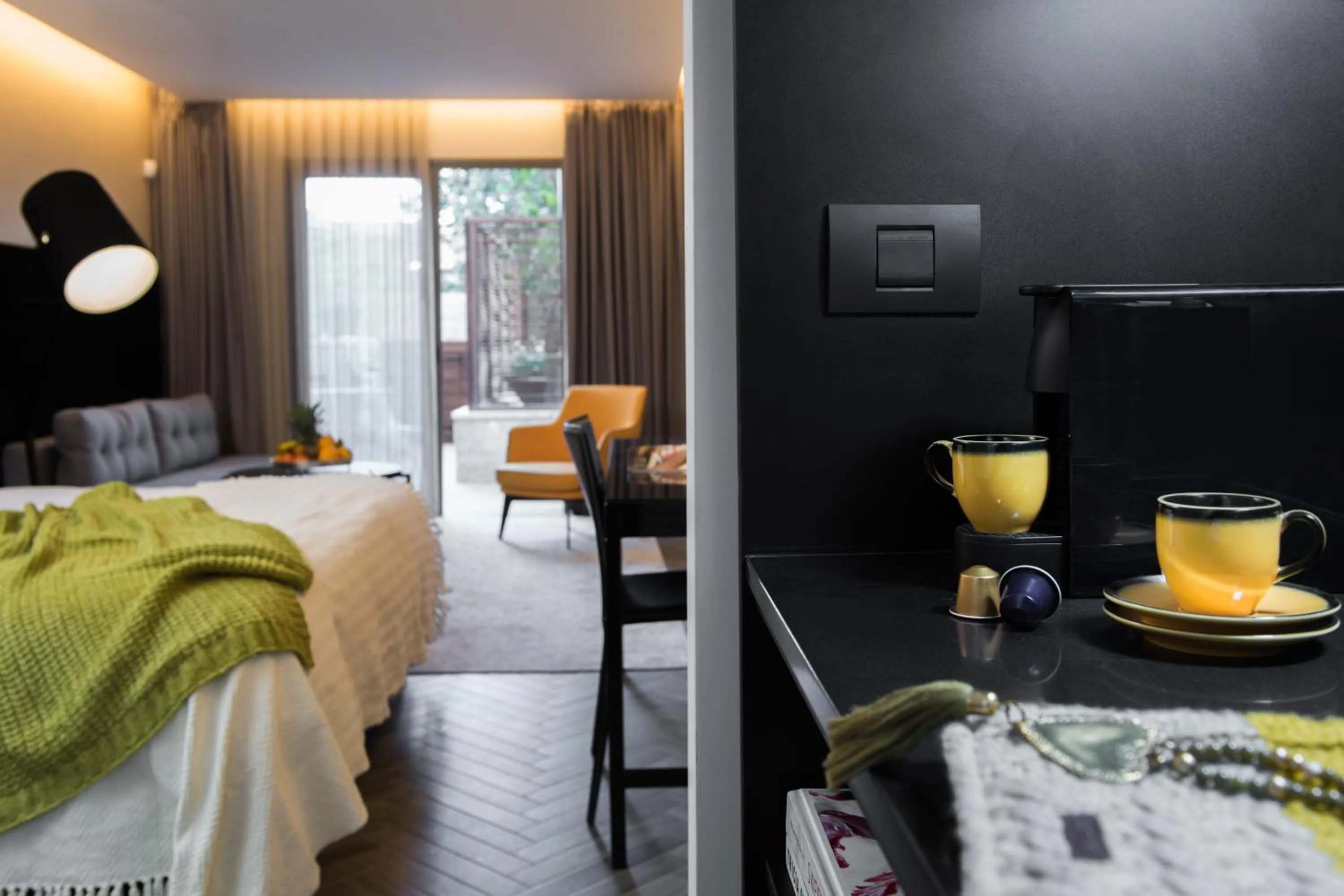 Coffee/tea facilities, Bed in Leonardo Boutique Jerusalem