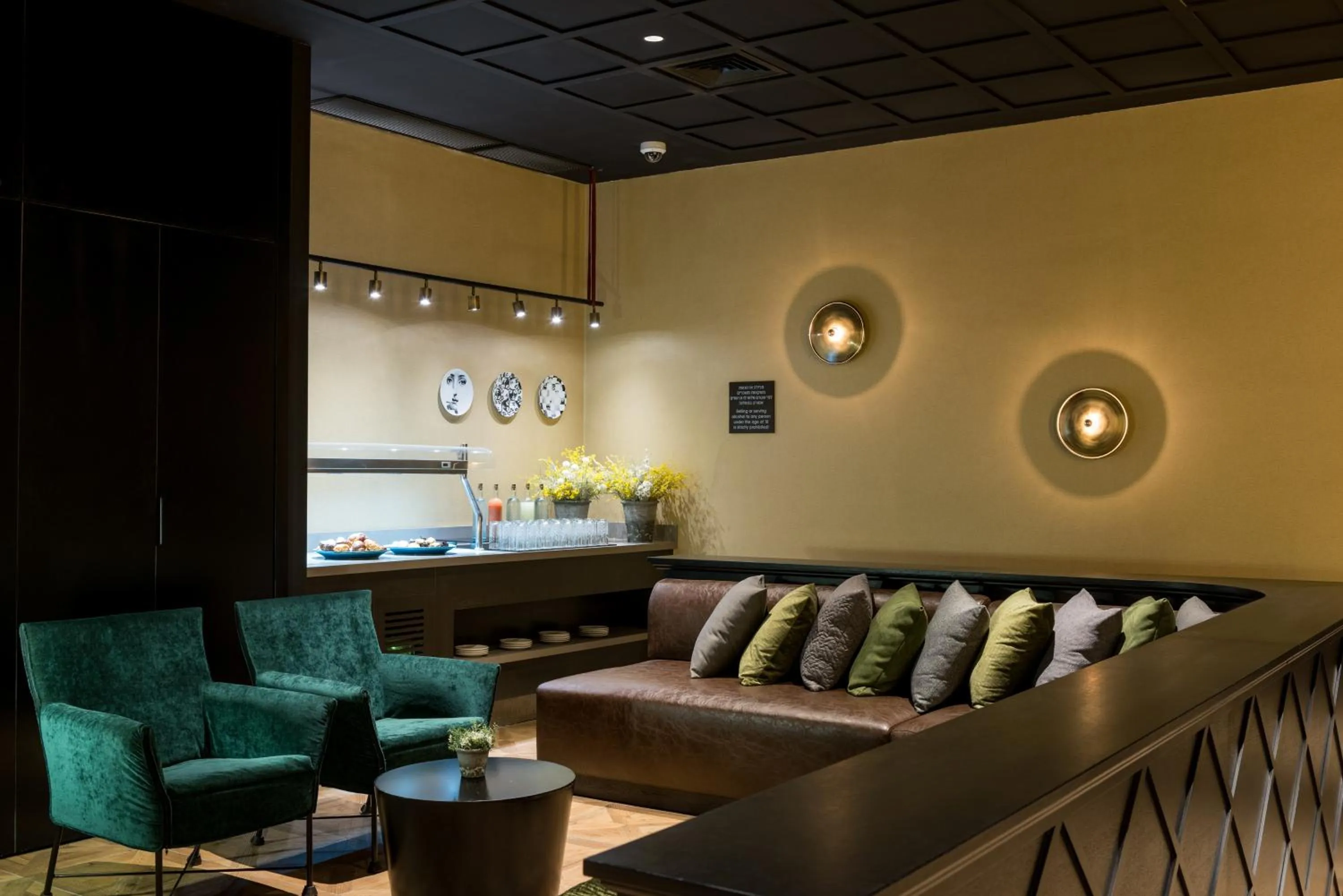 Lounge or bar in Leonardo Boutique Jerusalem