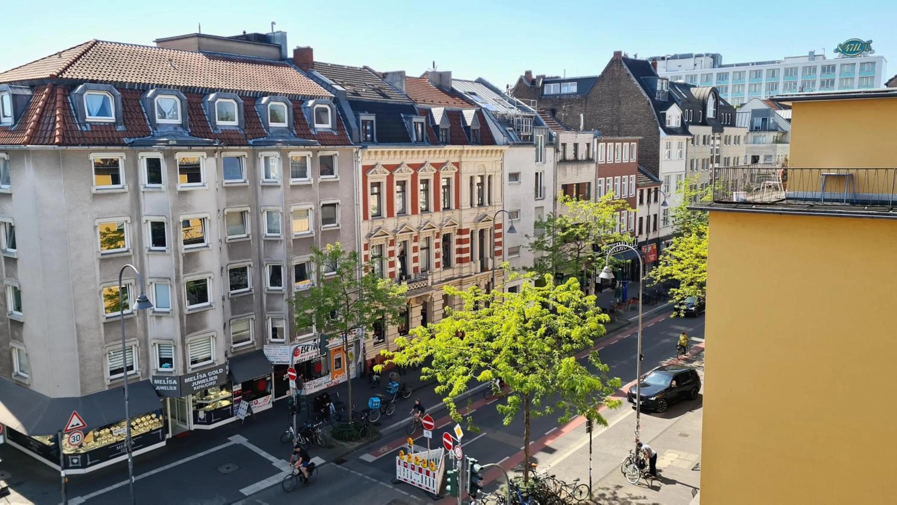 Street view in Weltempfänger Backpacker Hostel