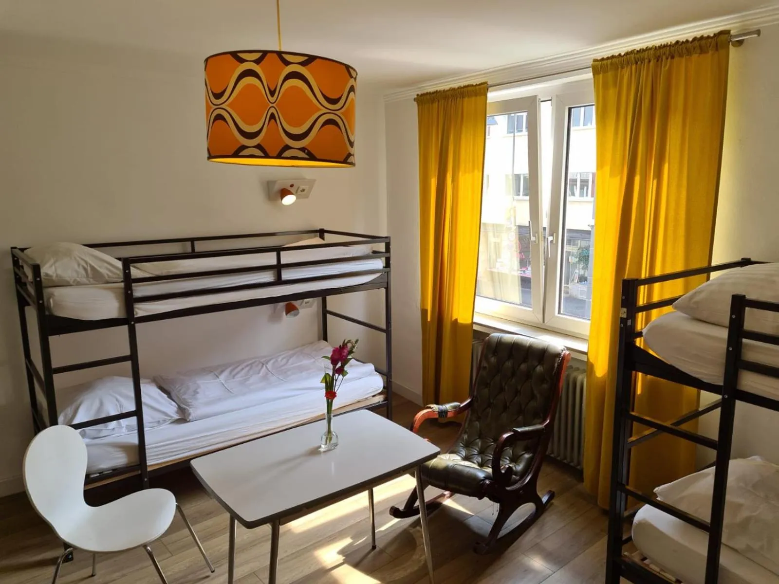 Bed in Weltempfänger Backpacker Hostel