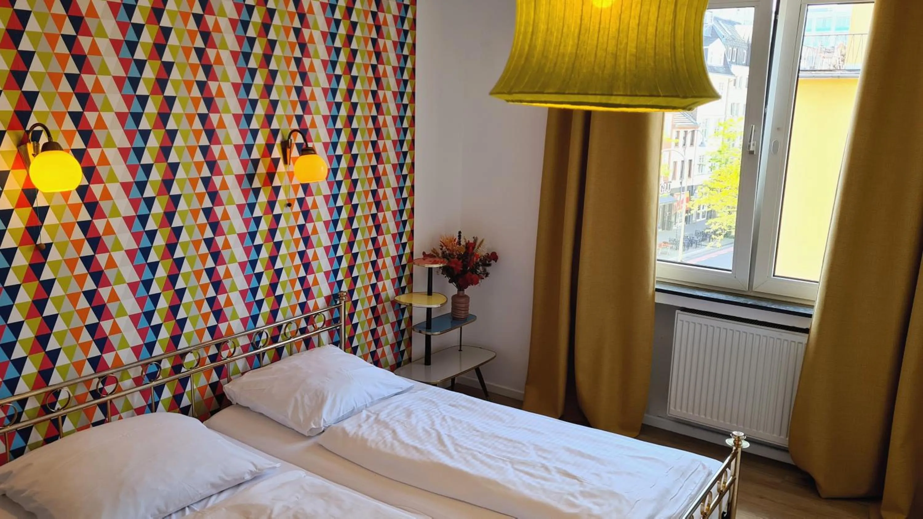 Bed in Weltempfänger Backpacker Hostel