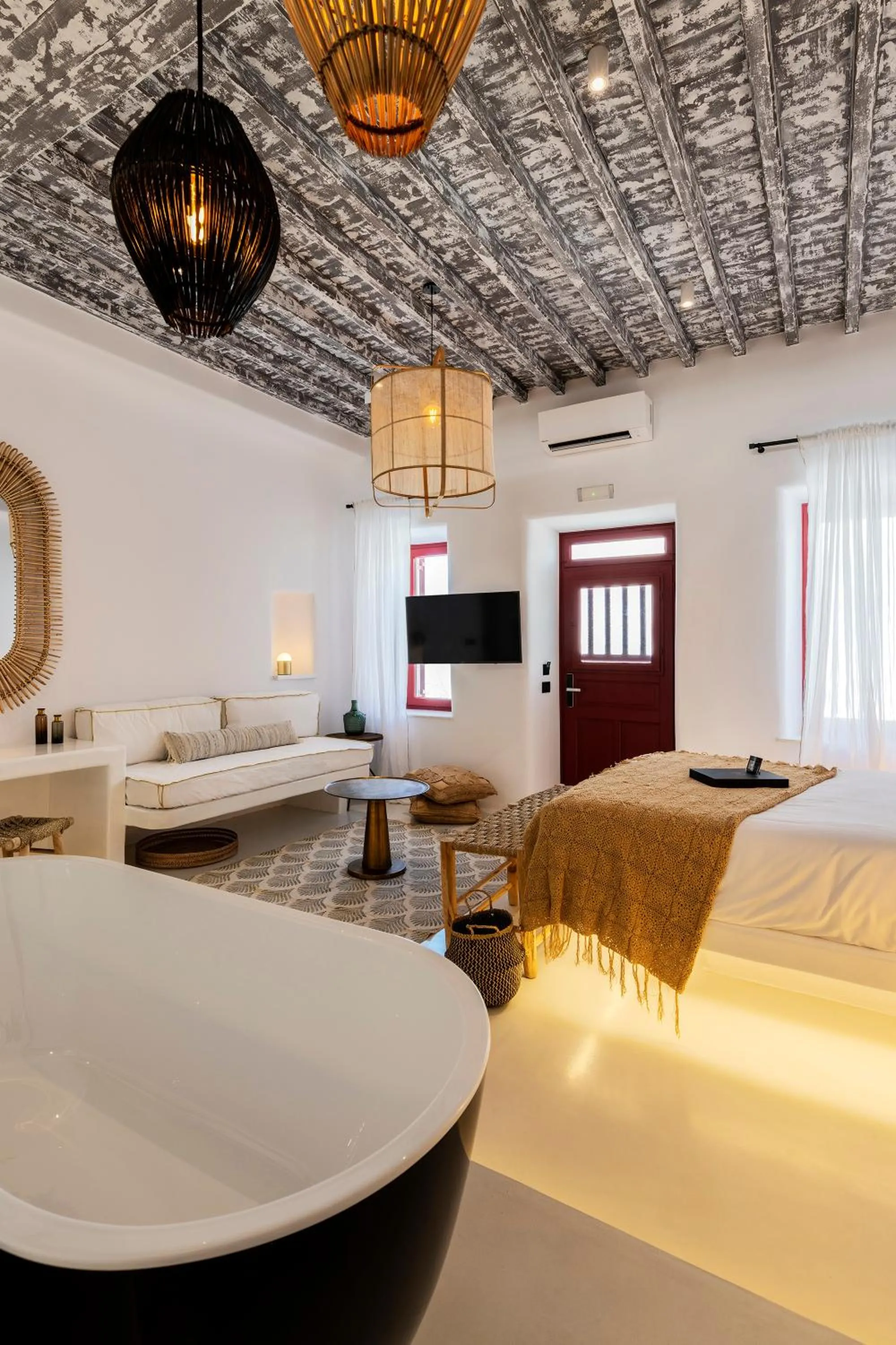 Bed in The TownHouse Mykonos