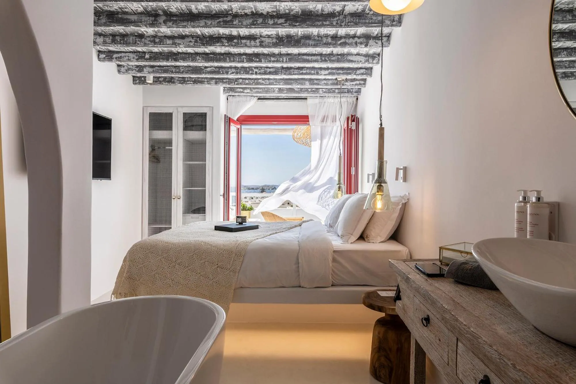 Bed in The TownHouse Mykonos