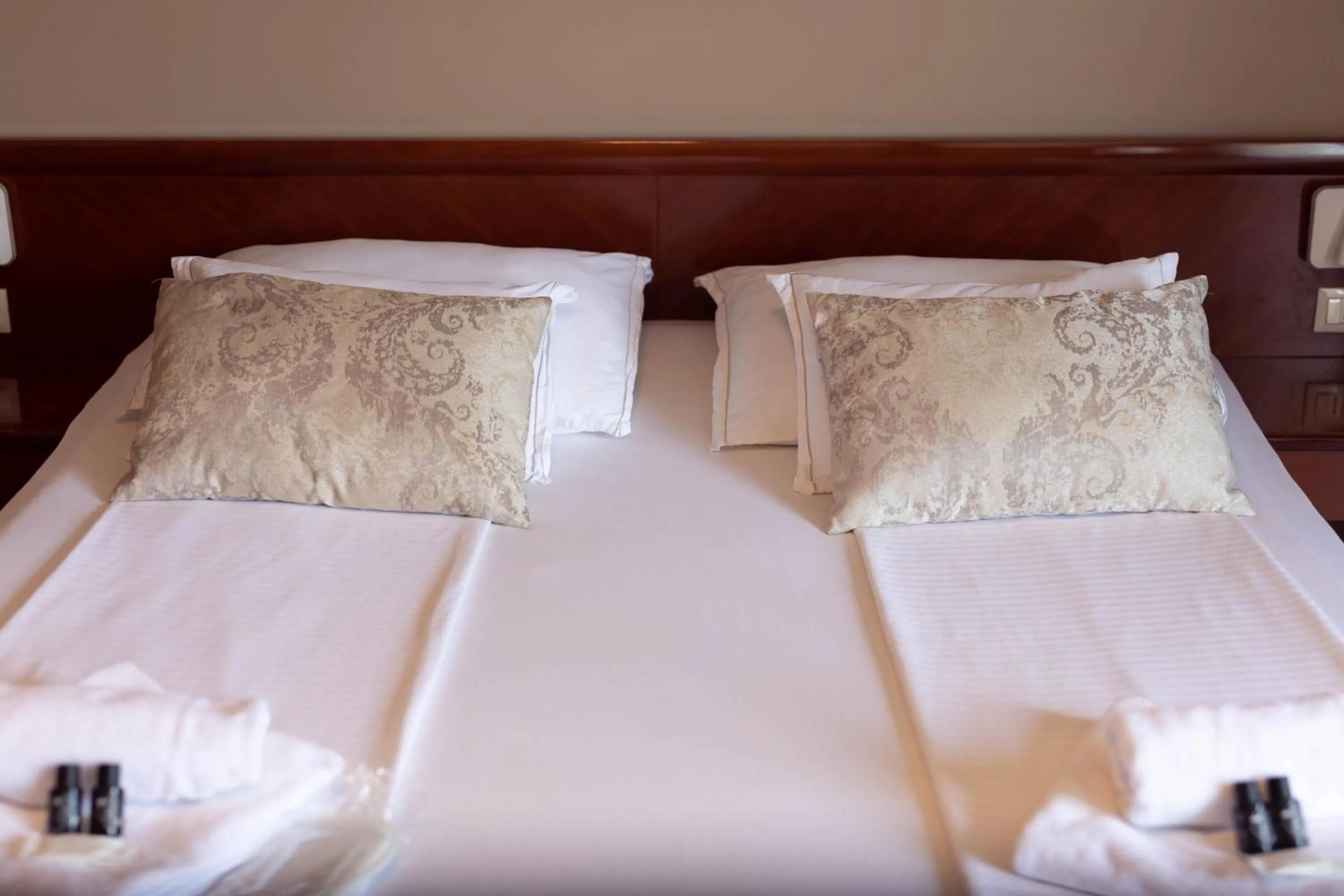 Bed in Hotel Bristol