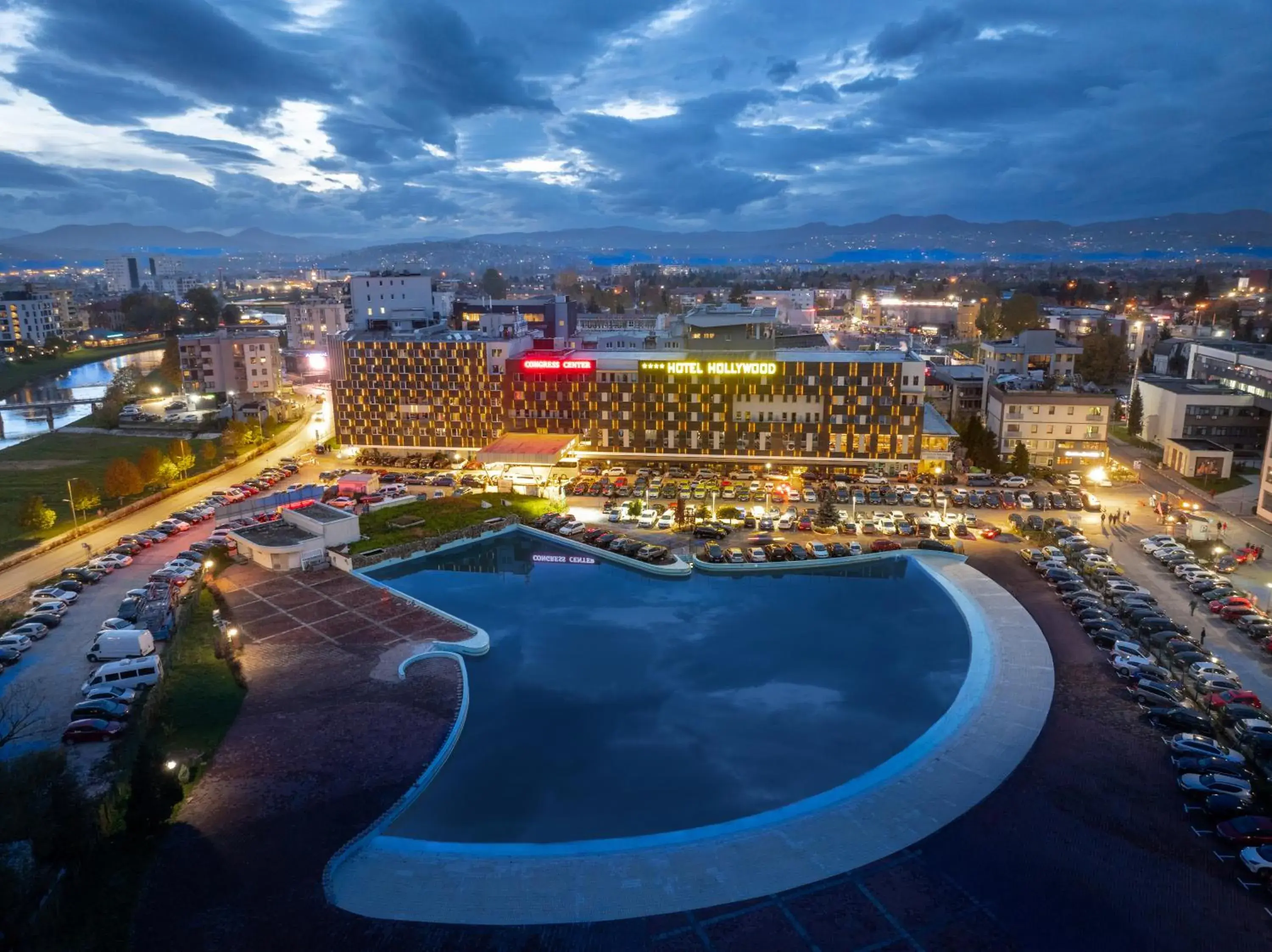 Property building in Hollywood Hotel Property building in Hollywood Hotel