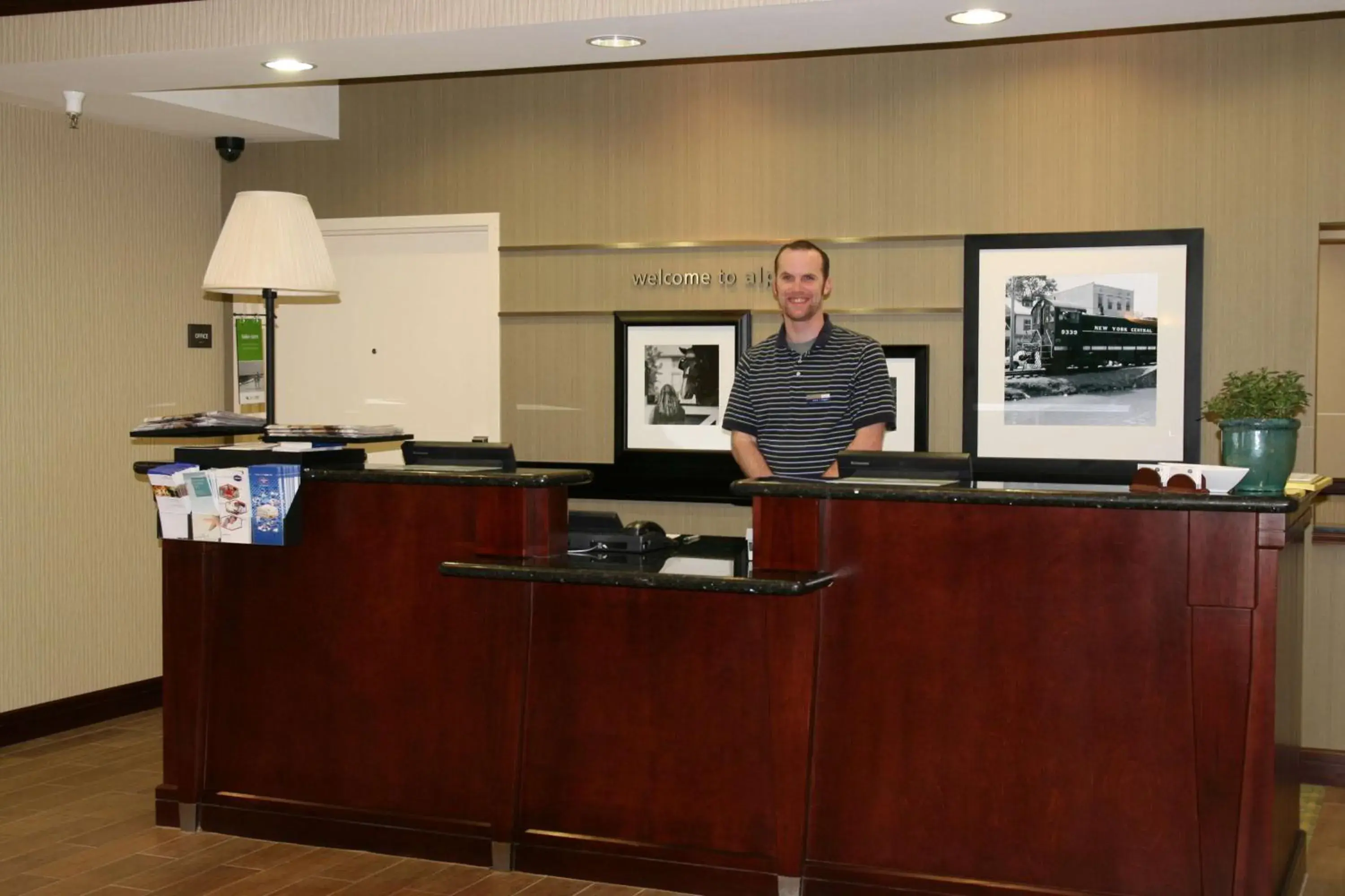 Property building in Hampton Inn Alpine Property building in Hampton Inn Alpine