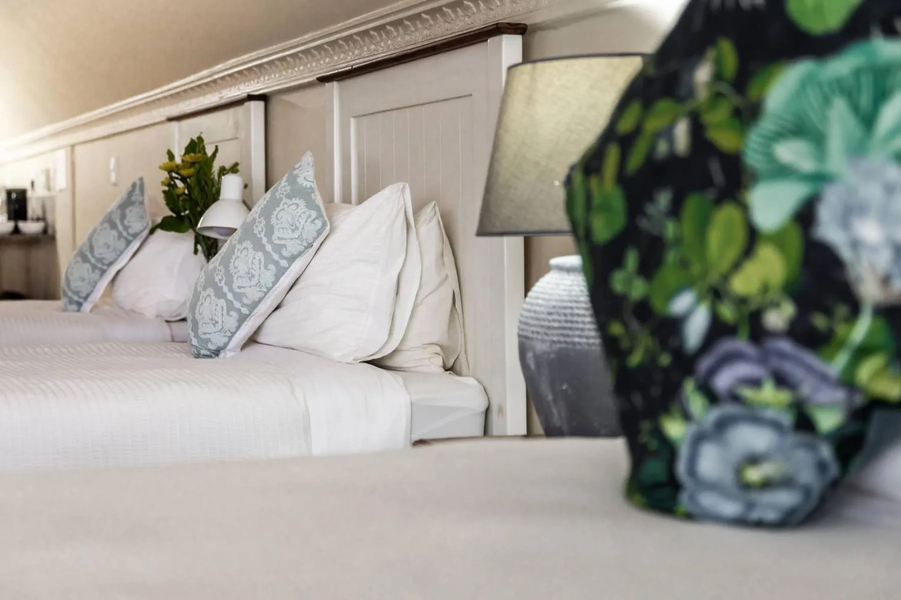 Bed in Oliver's Bed and Breakfast