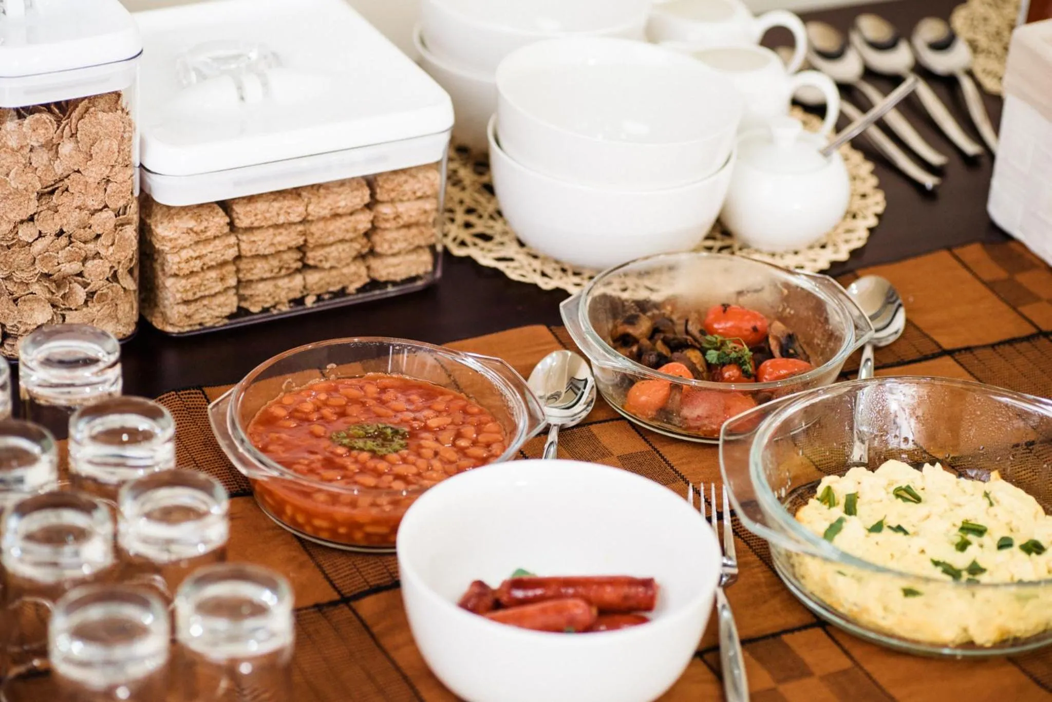 Breakfast in Oliver's Bed and Breakfast