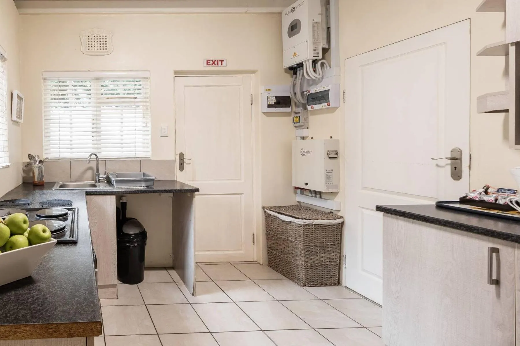 Kitchen or kitchenette in Oliver's Bed and Breakfast