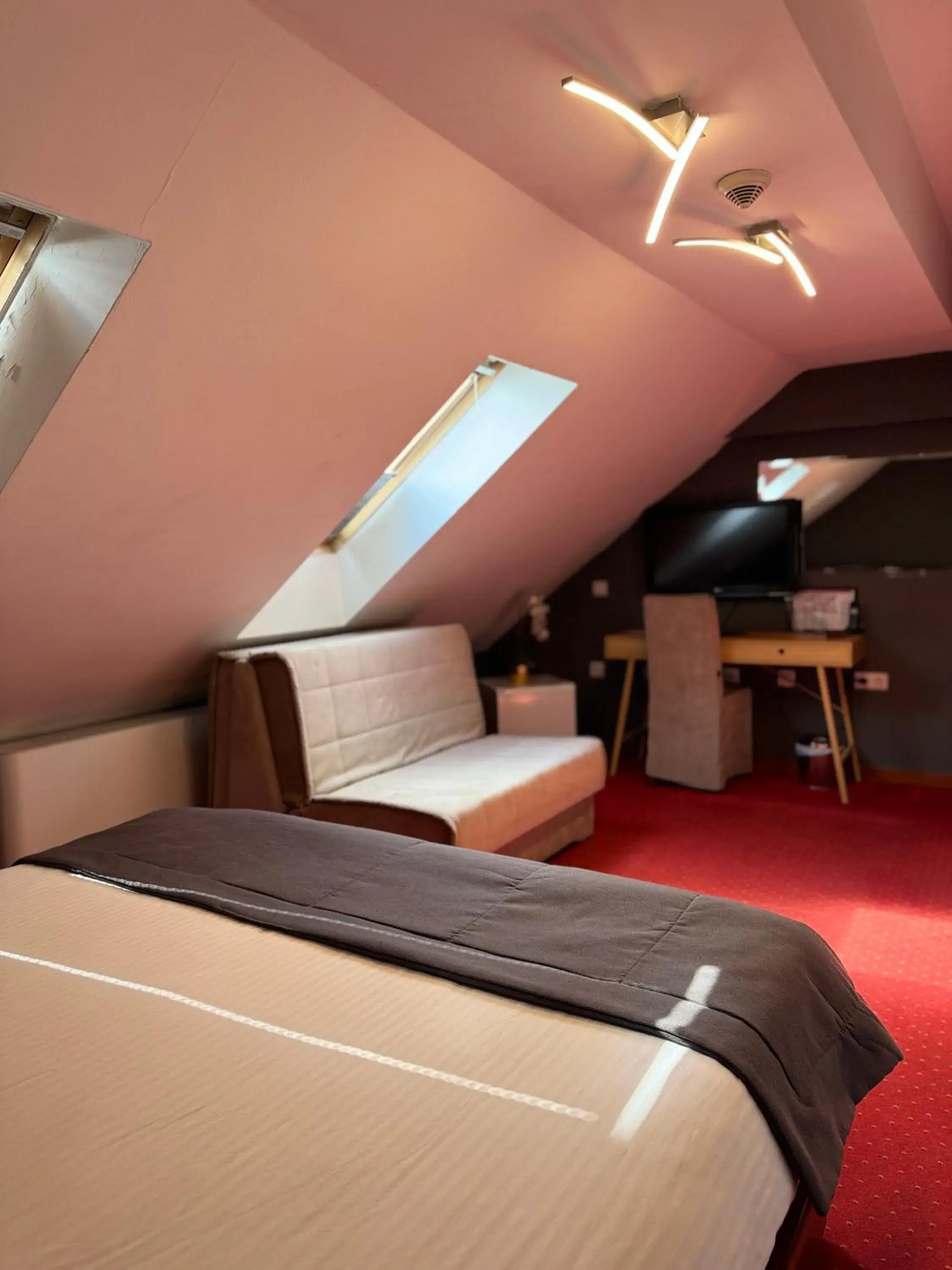 Bed in Hotel Astra Bed in Hotel Astra