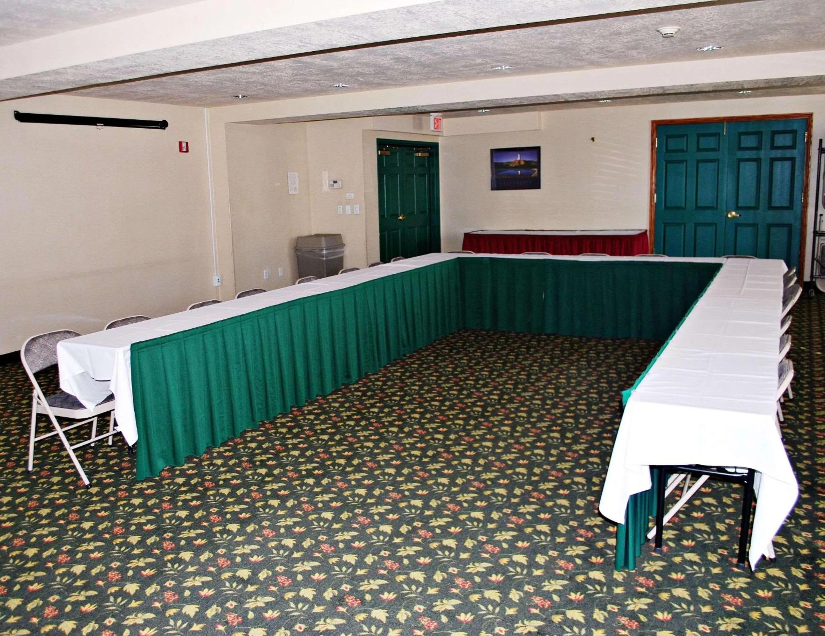 Meeting/conference room in Country Inn & Suites by Radisson, West Valley City, UT