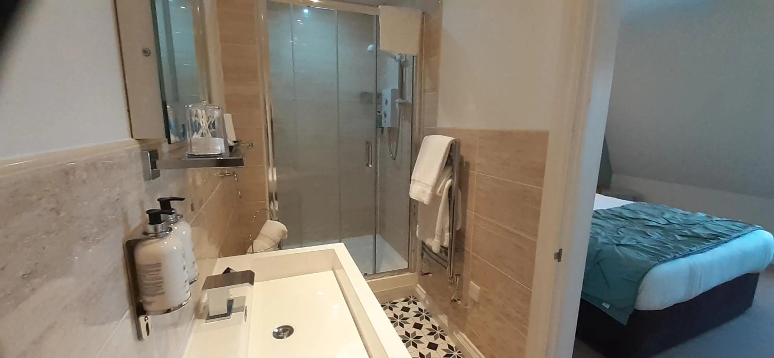 Bathroom, Bed in The Briarfields