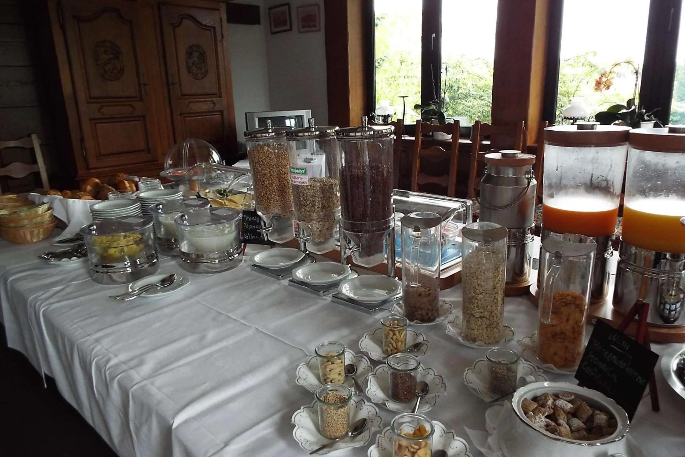 Buffet breakfast in Park-Hotel