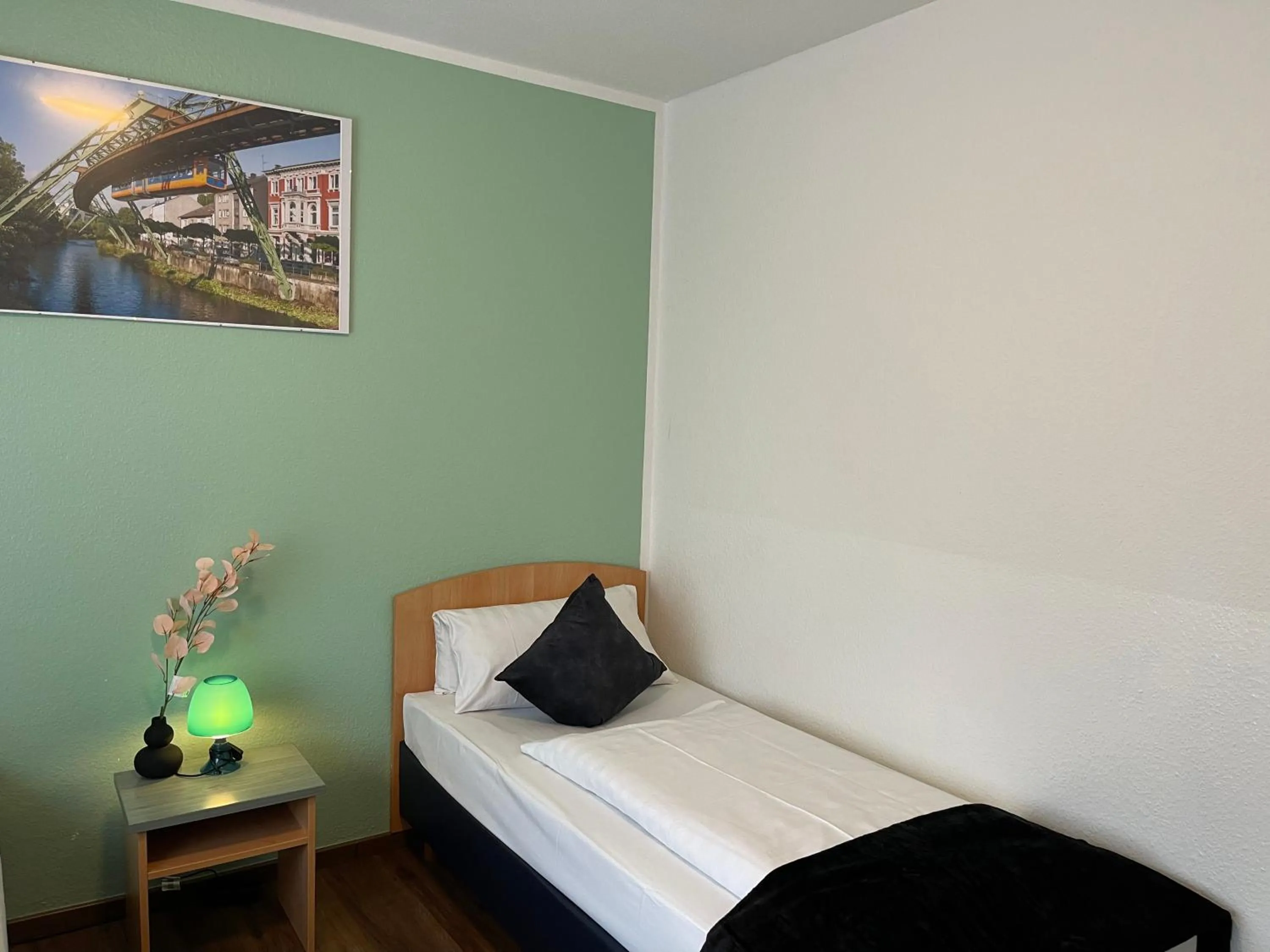 Bed in Residenz Hotel Wuppertal