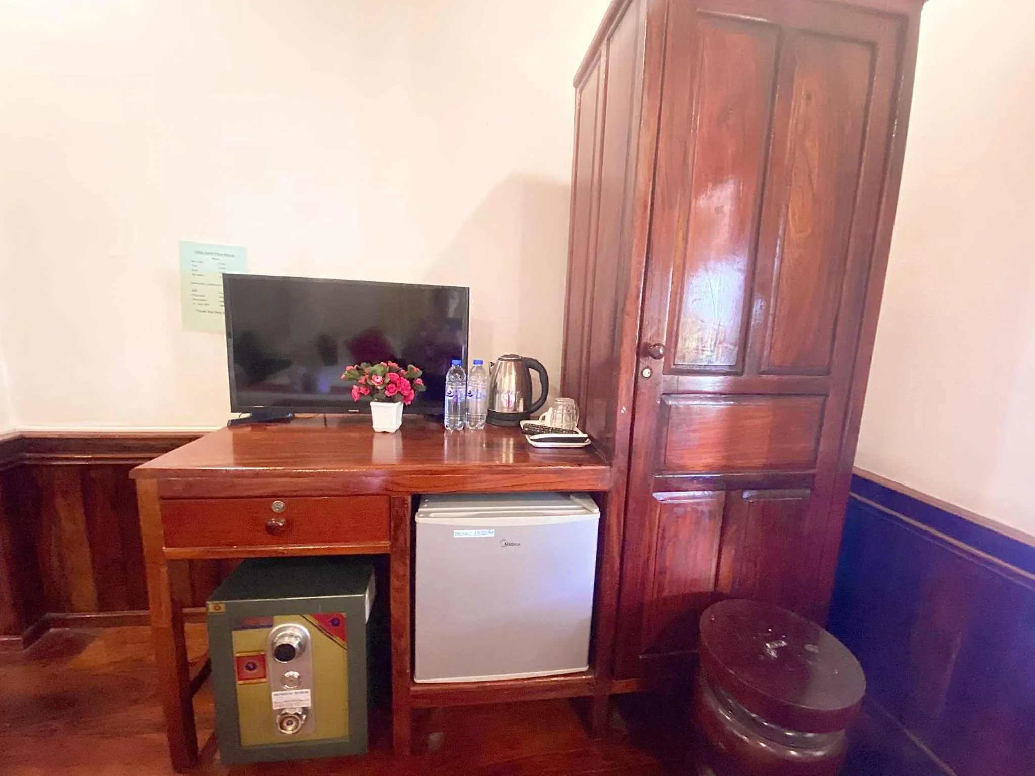 Villay Vanh Place House