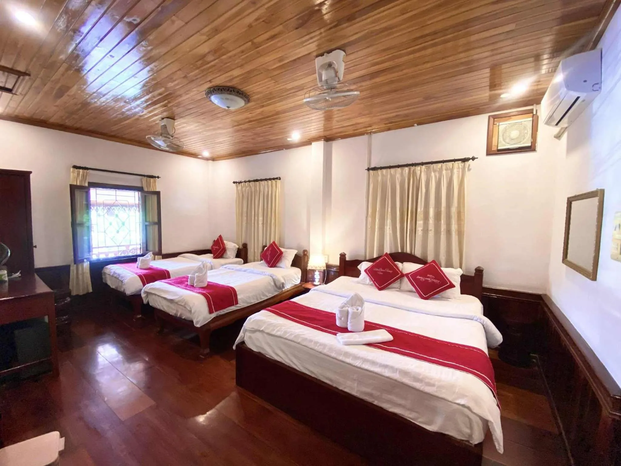 Bed in Villay Vanh Place House