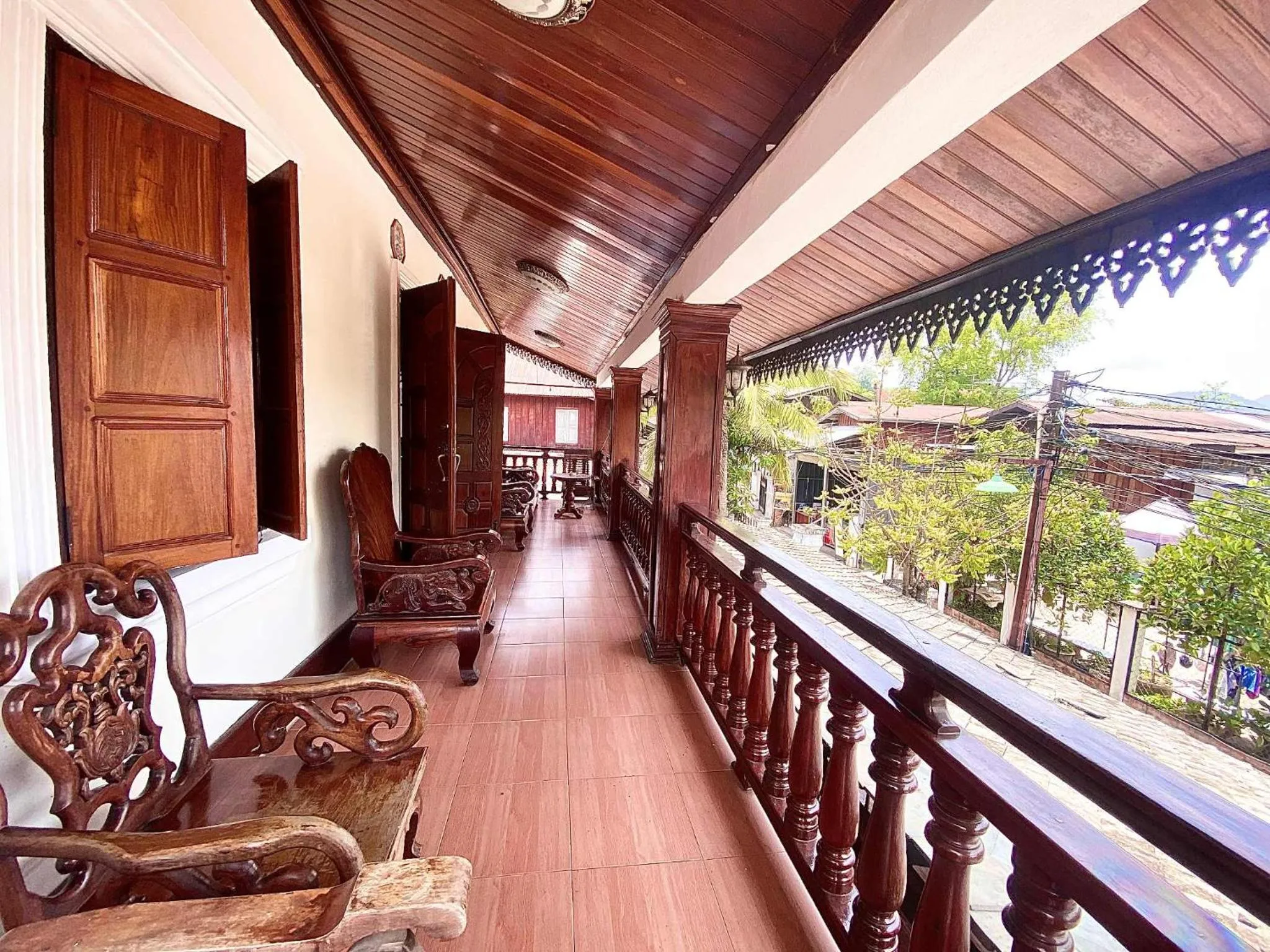 Villay Vanh Place House