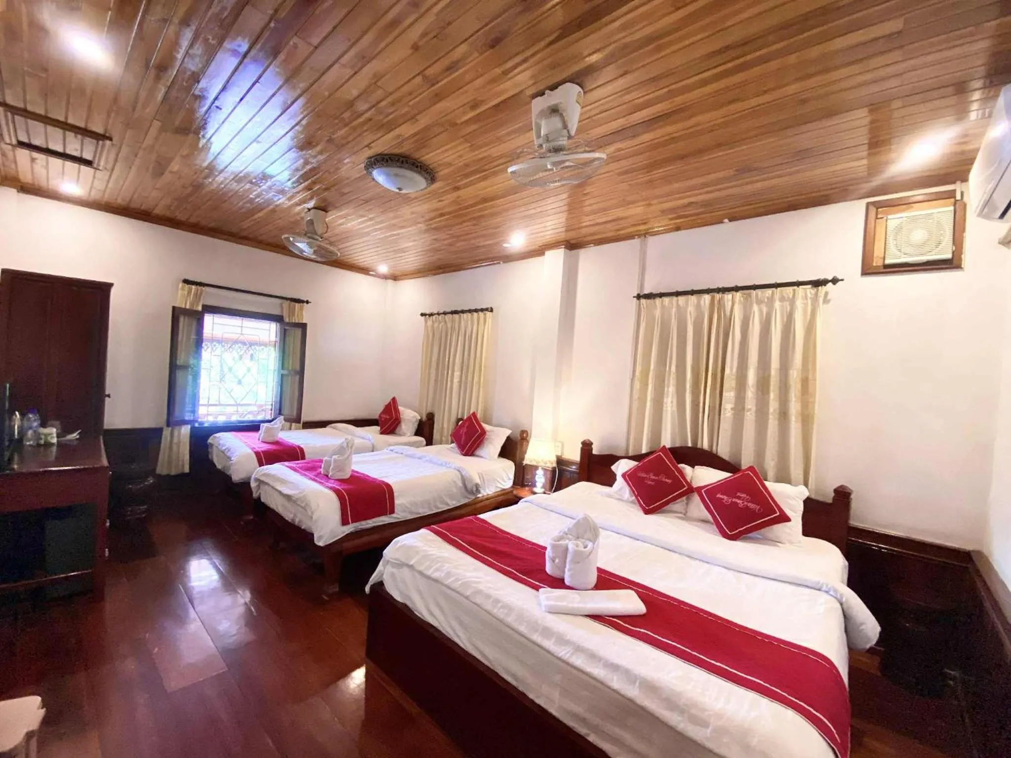 Bed in Villay Vanh Place House