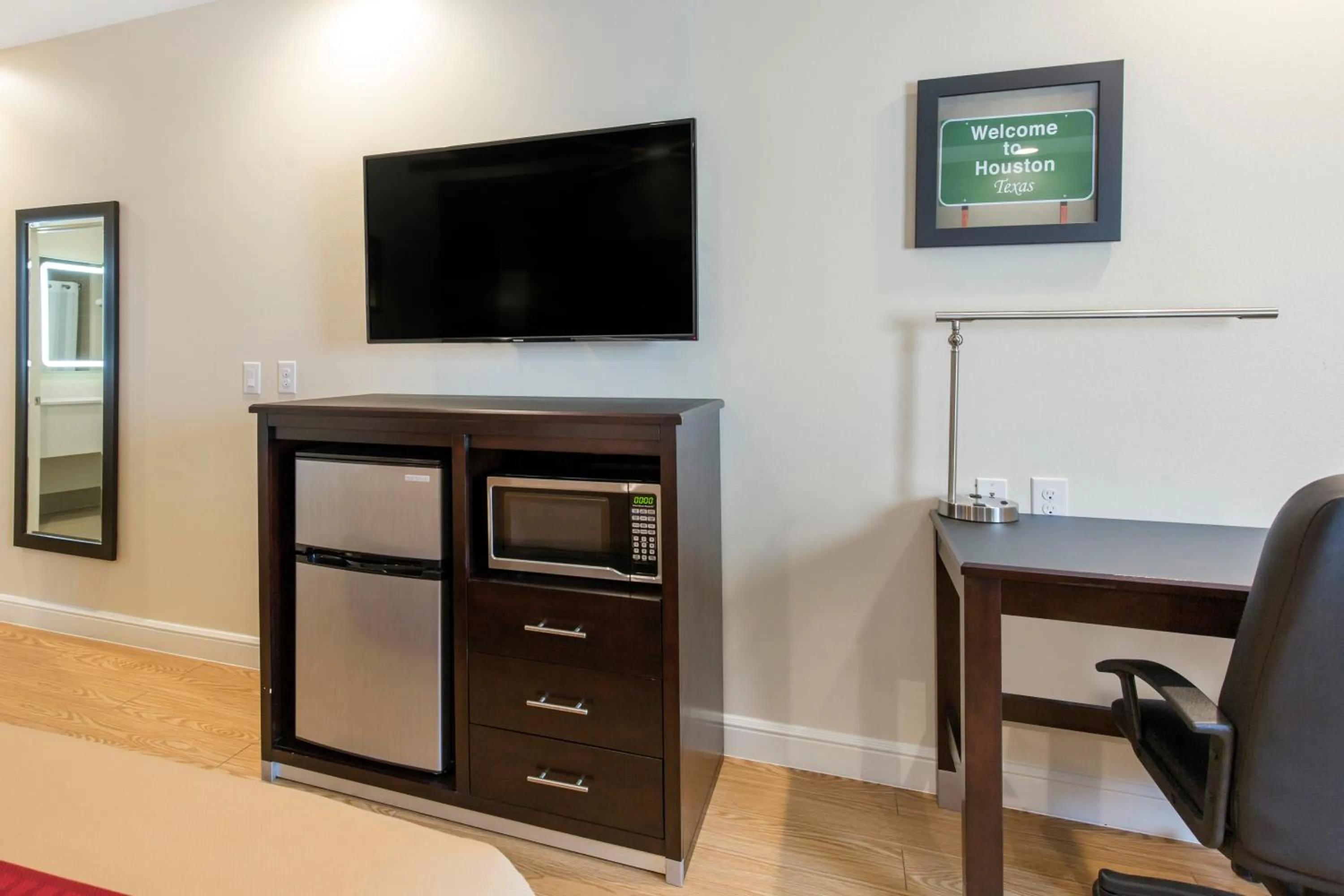 Area and facilities in Econo Lodge Inn & Suites Houston Willowbrook