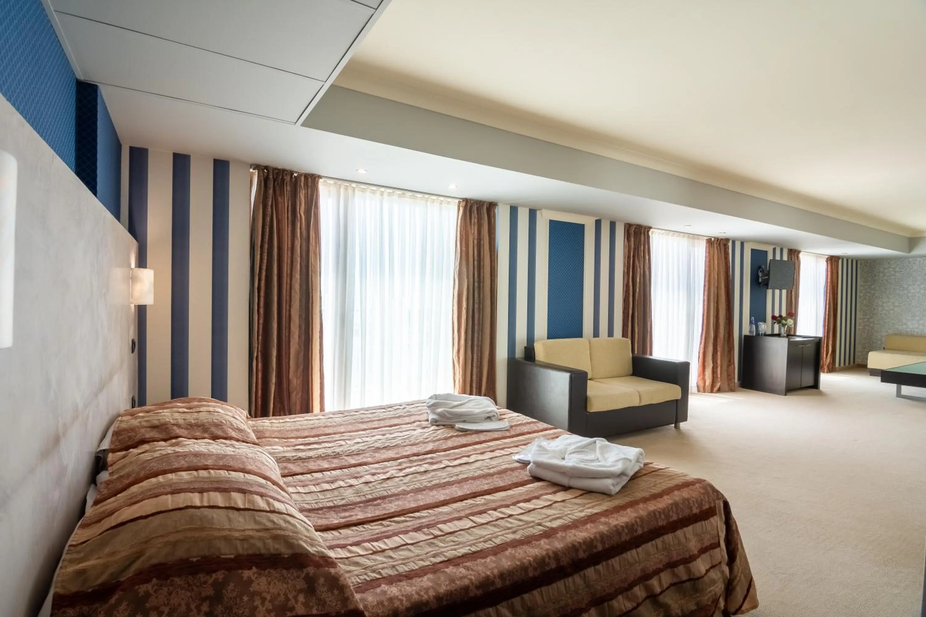 Photo of the whole room, Bed in Hotel Mistral