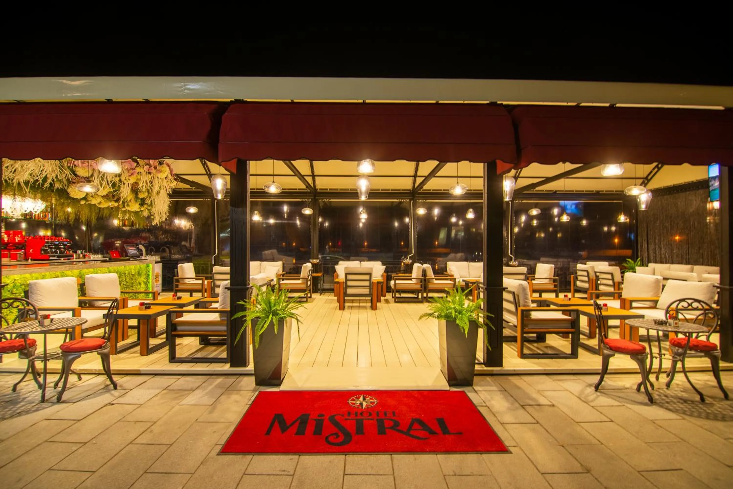 Lounge or bar in Hotel Mistral