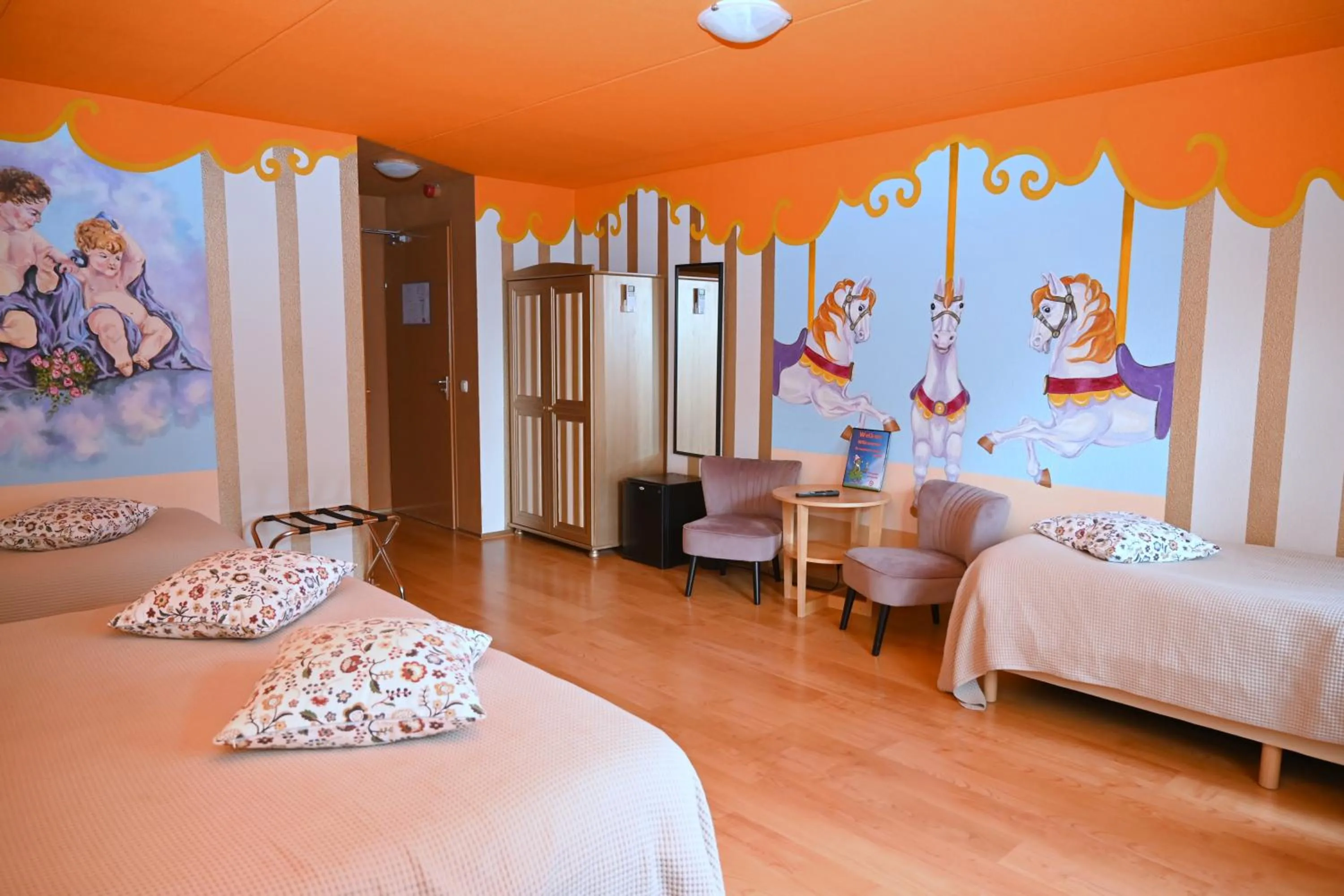 Property building in Drouwenerzand Hotel