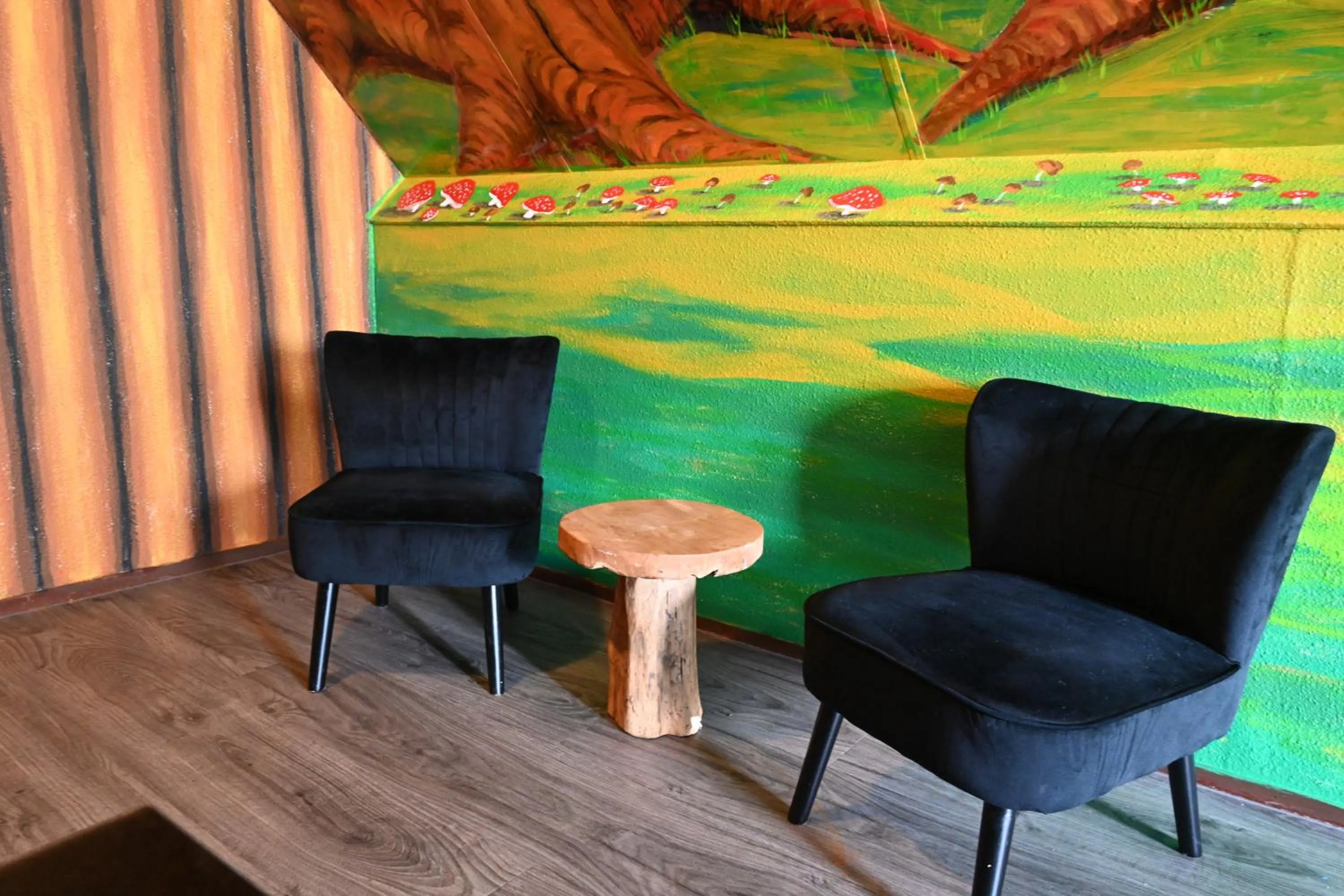 Seating area in Drouwenerzand Hotel