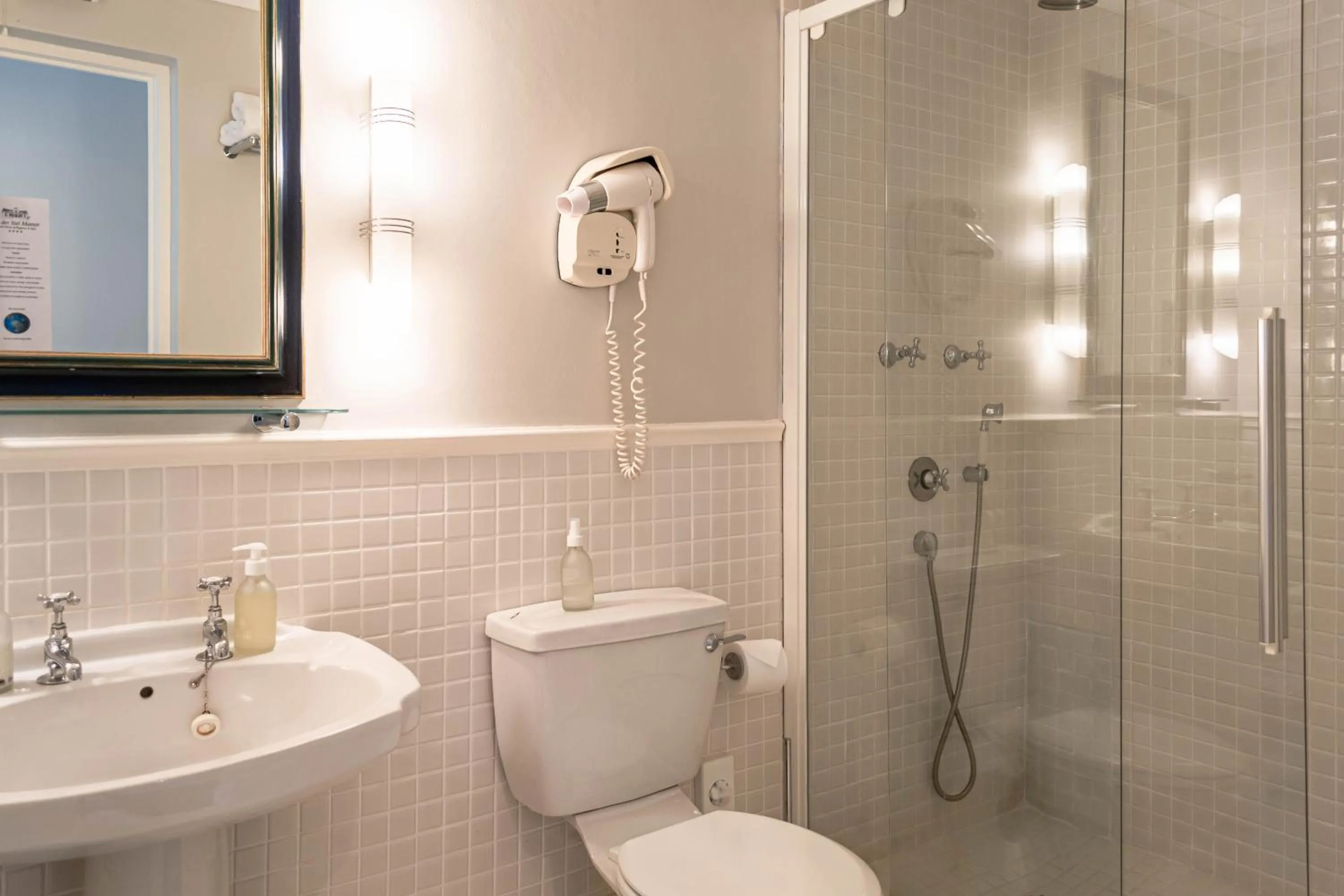 Toilet in Van der Stel Manor