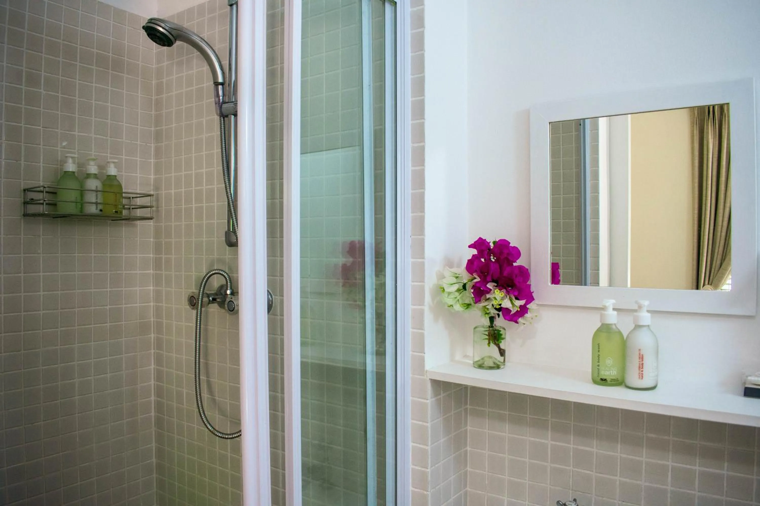 Shower in Van der Stel Manor