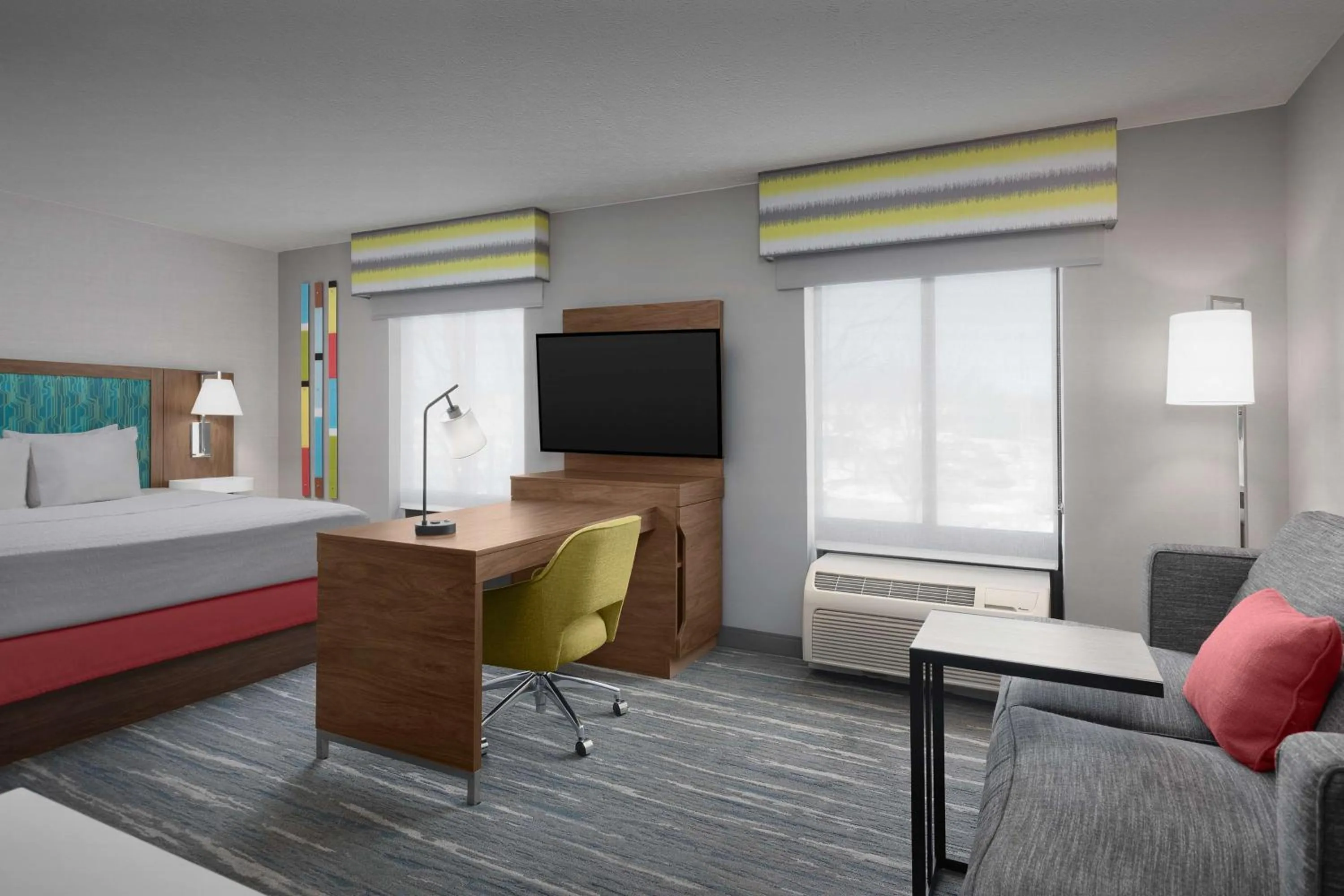 Bedroom, Bed in Hampton Inn Waterloo