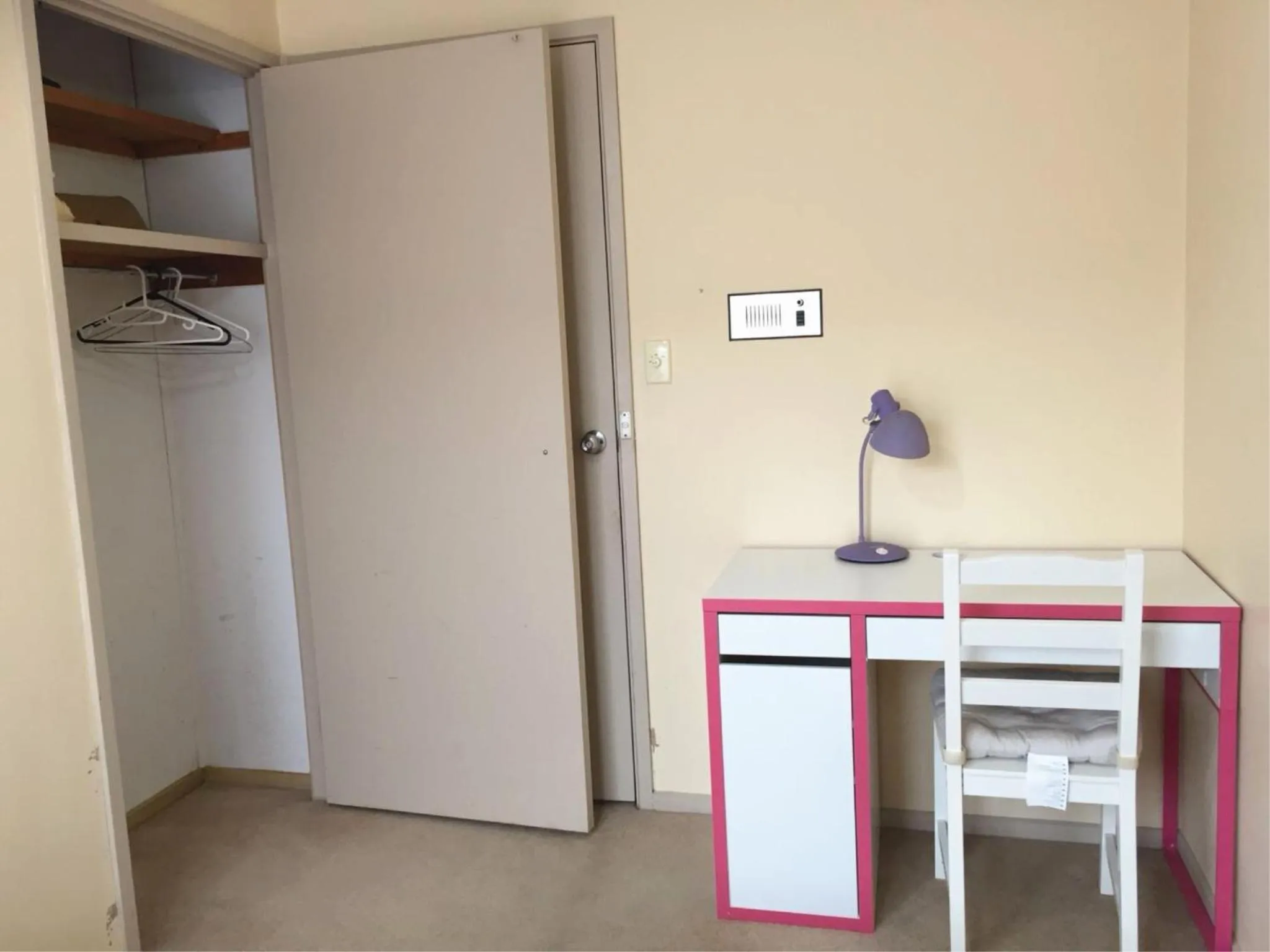 hair dresser in ADA Homestay