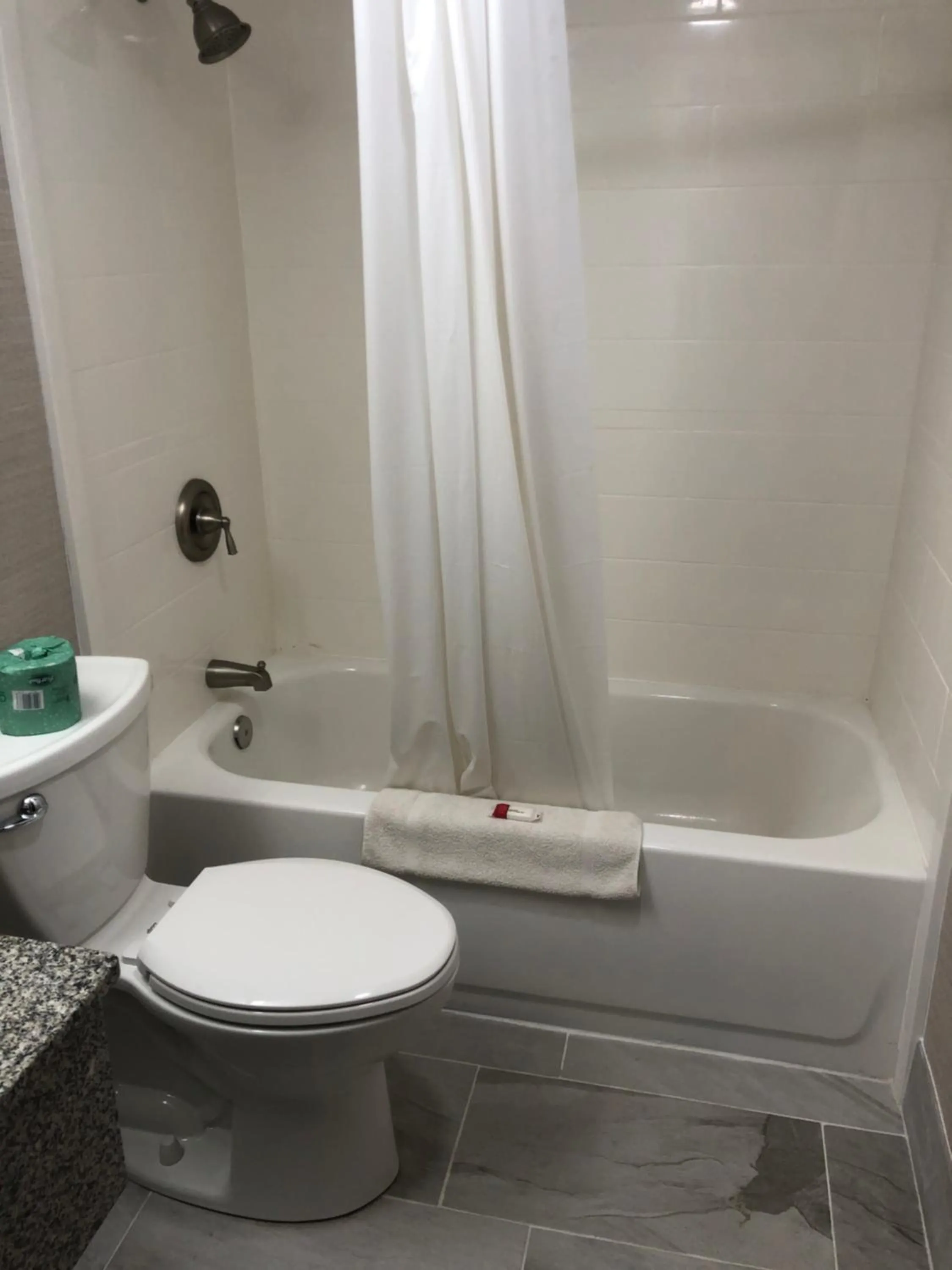 Bathroom in Quality Inn