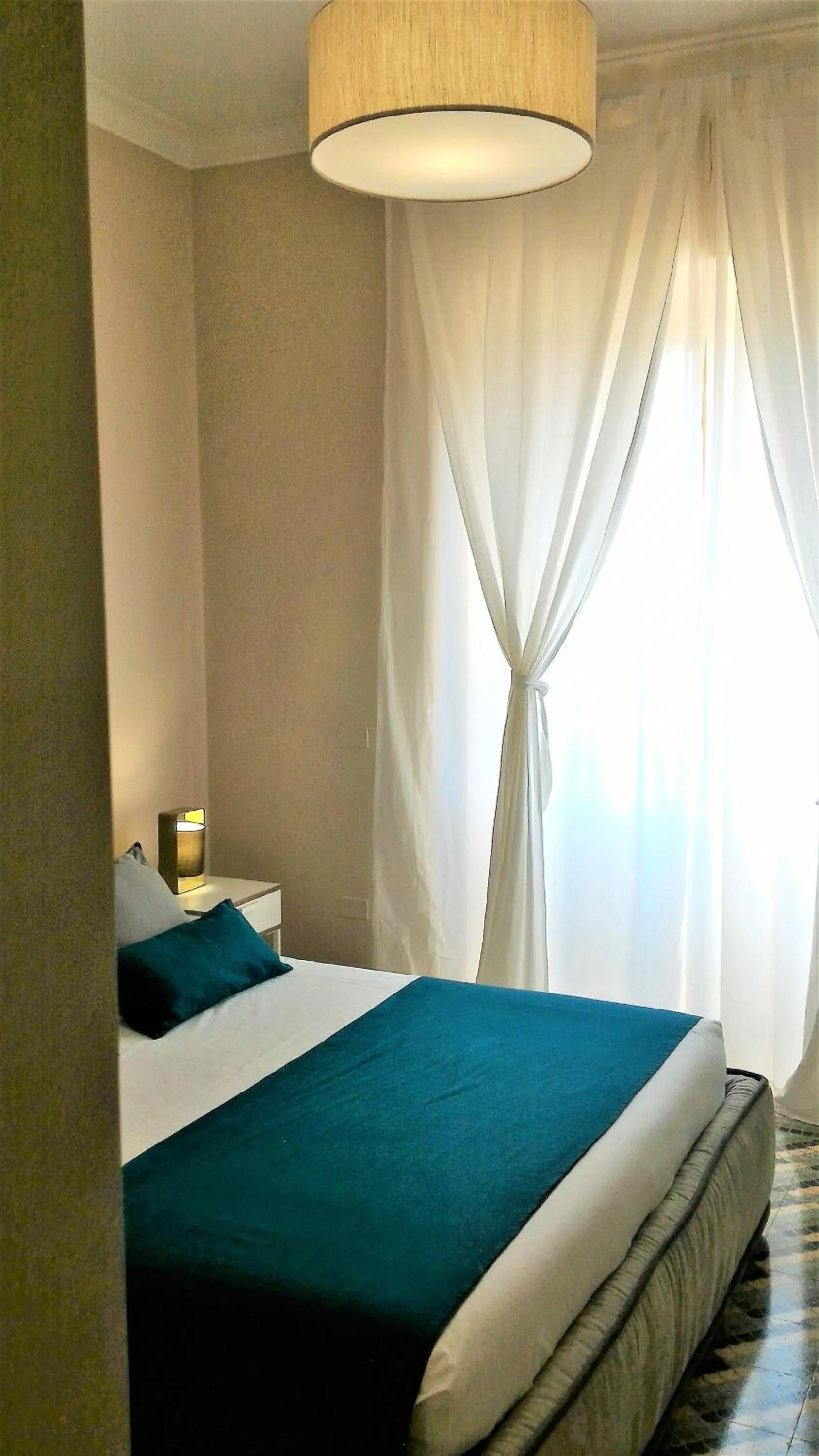 Photo of the whole room, Bed in Casa Isabela luxury rooms