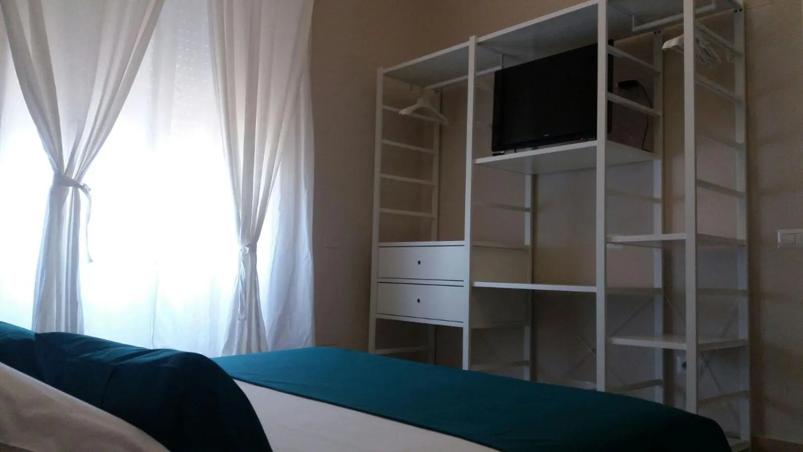 Photo of the whole room, Bed in Casa Isabela luxury rooms