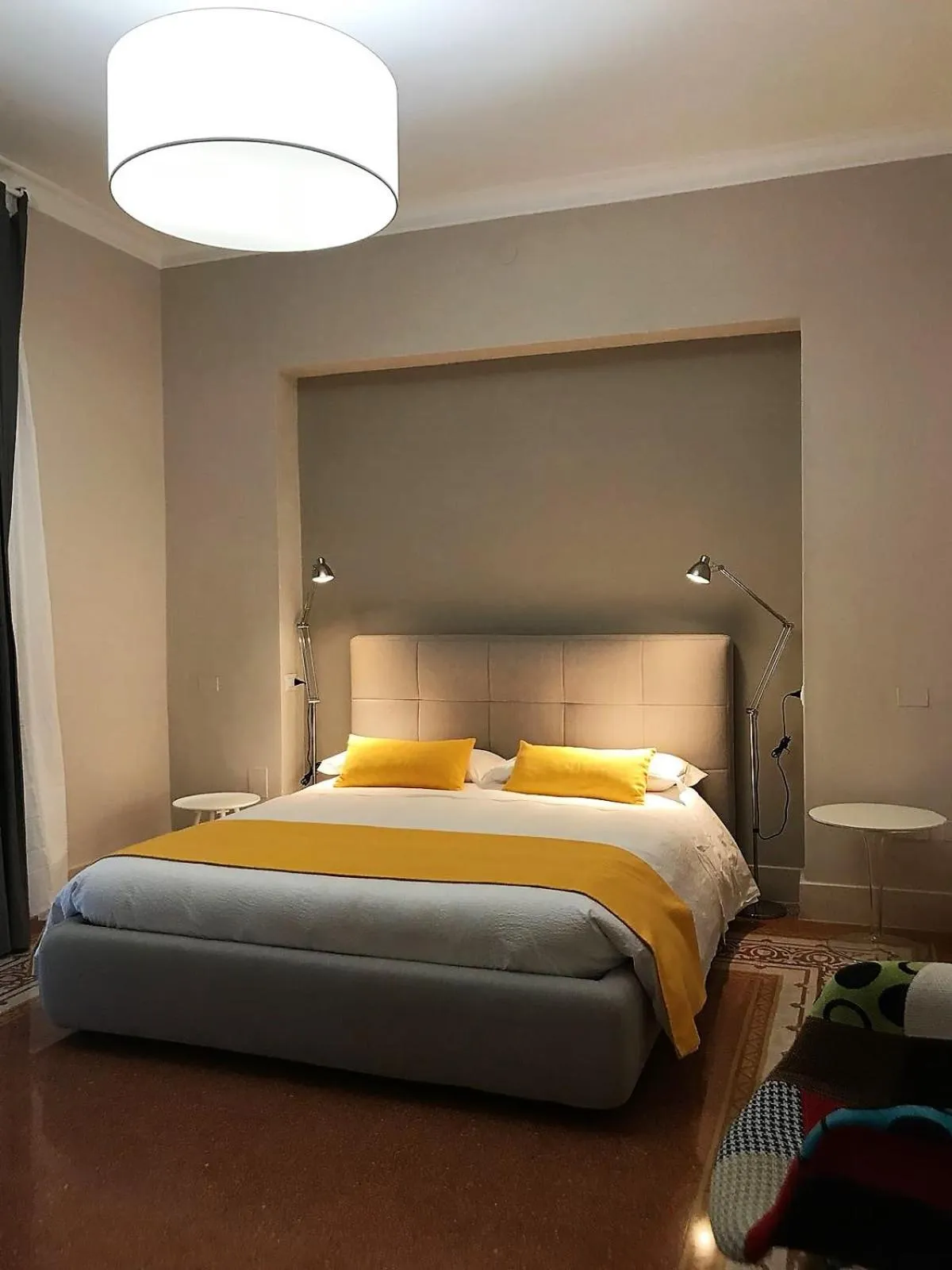 Bed in Casa Isabela luxury rooms