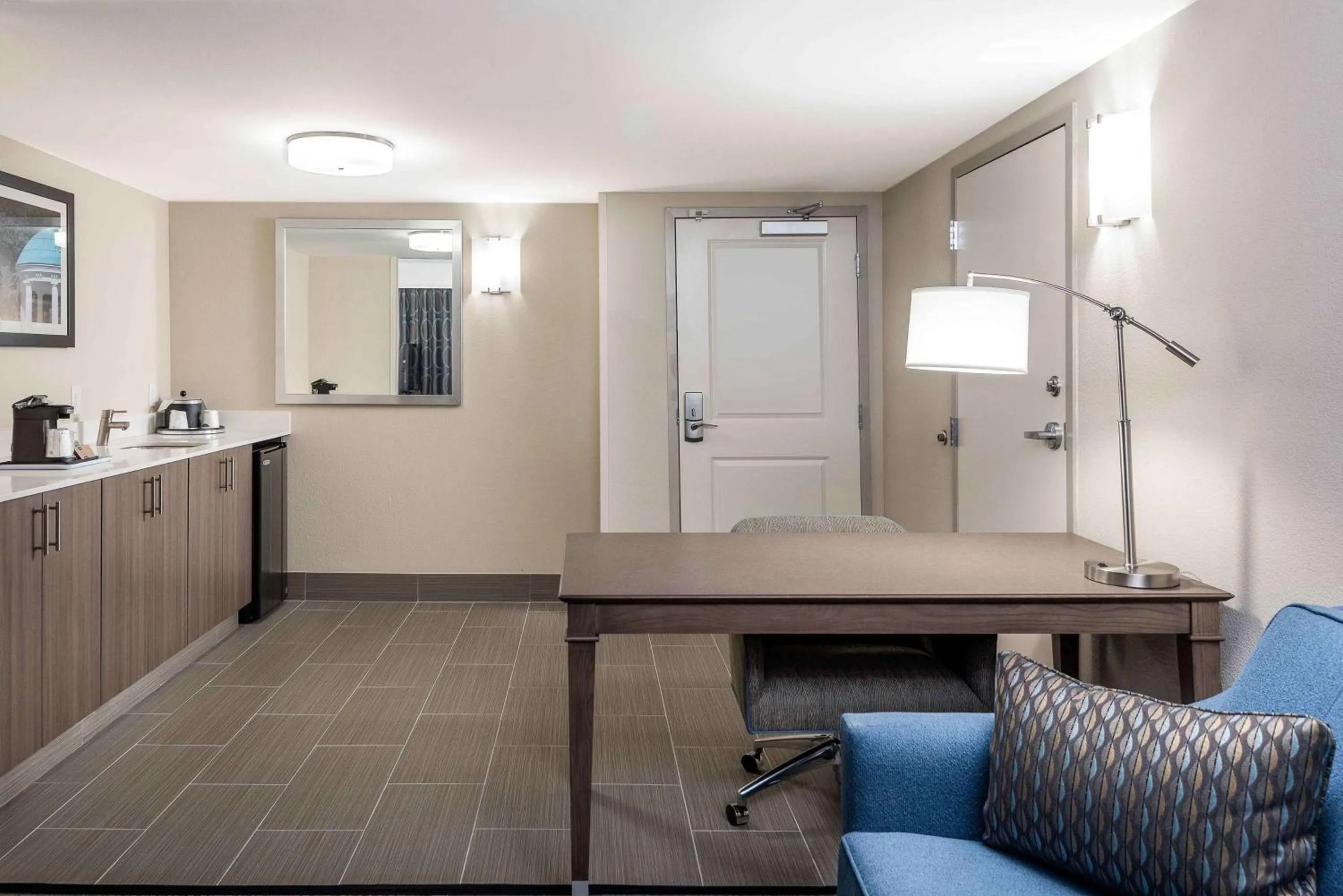 Kitchen or kitchenette in Hampton Inn & Suites Chapel Hill/Durham