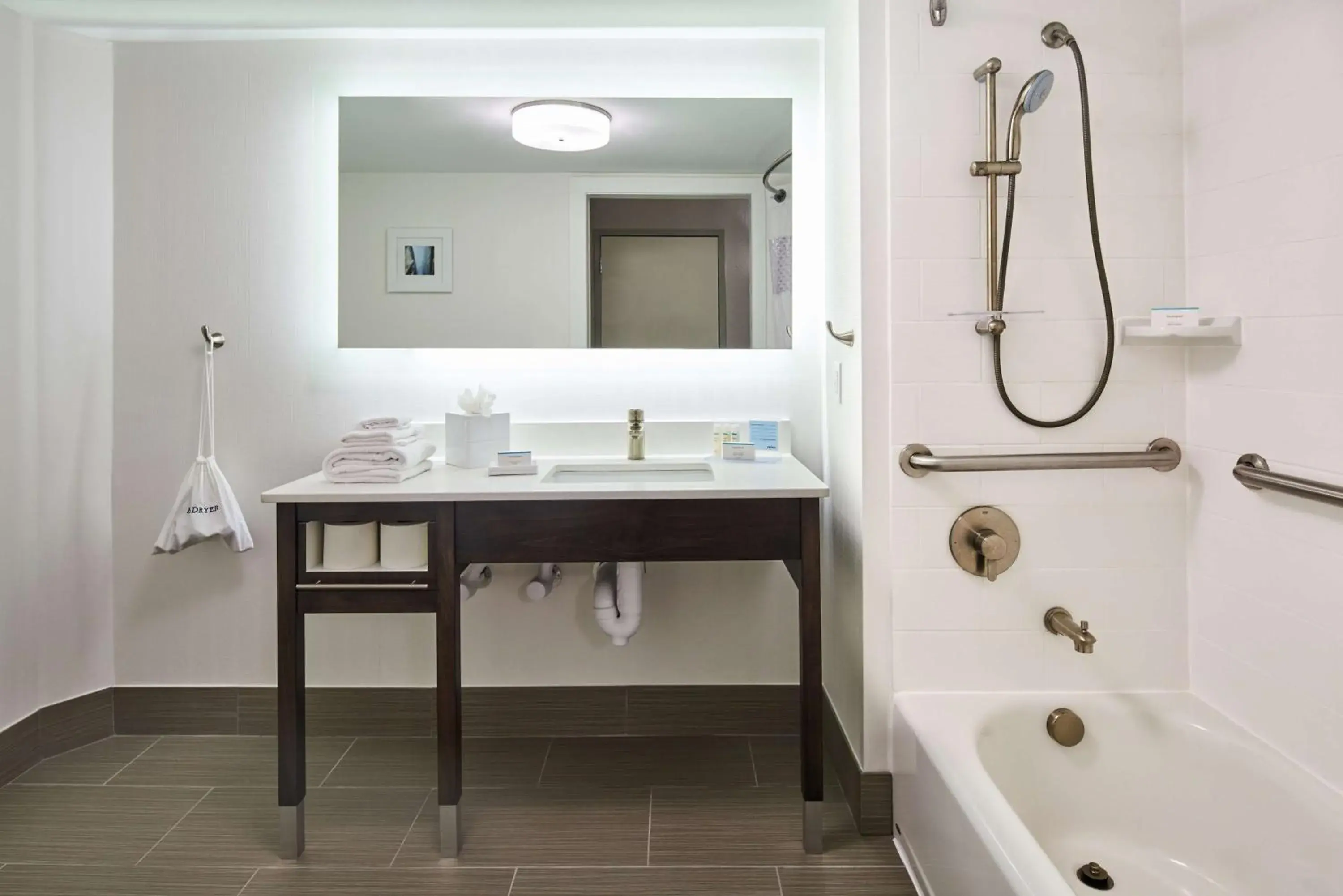 Photo of the whole room in Hampton Inn & Suites Chapel Hill/Durham Photo of the whole room in Hampton Inn & Suites Chapel Hill/Durham