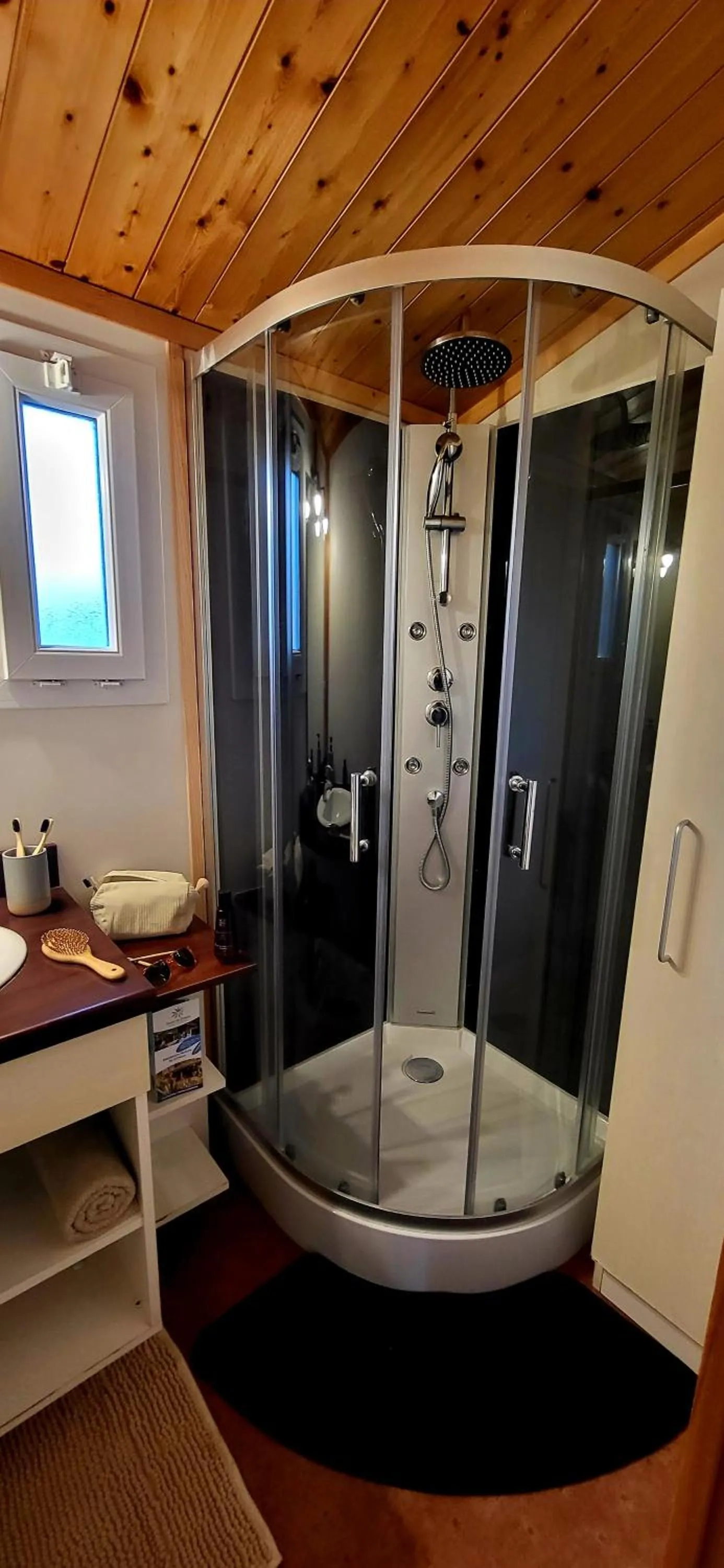 Bathroom in Terres de France - Les Hameaux des Marines