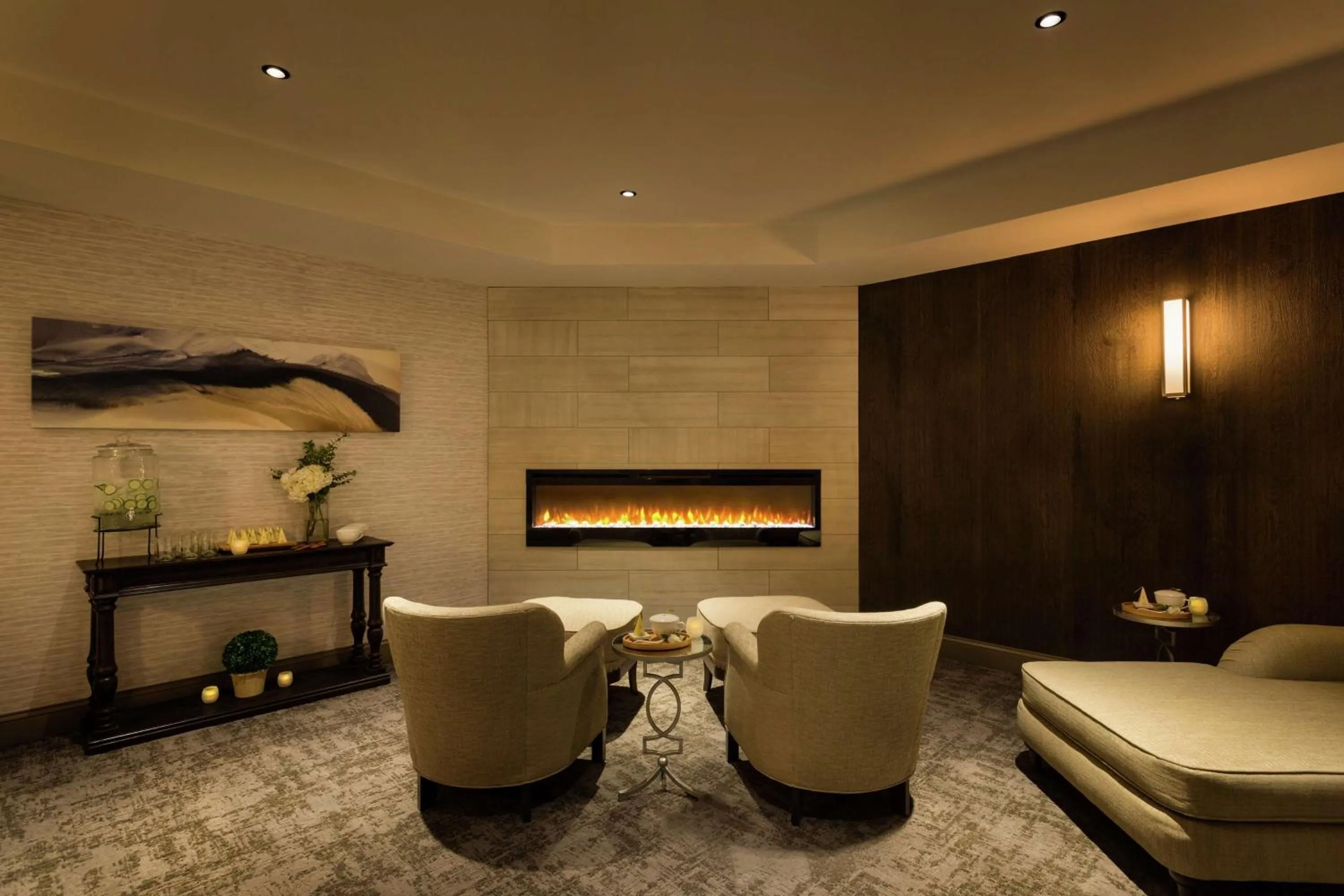 Spa and wellness centre/facilities in Hotel Saranac, Curio Collection By Hilton