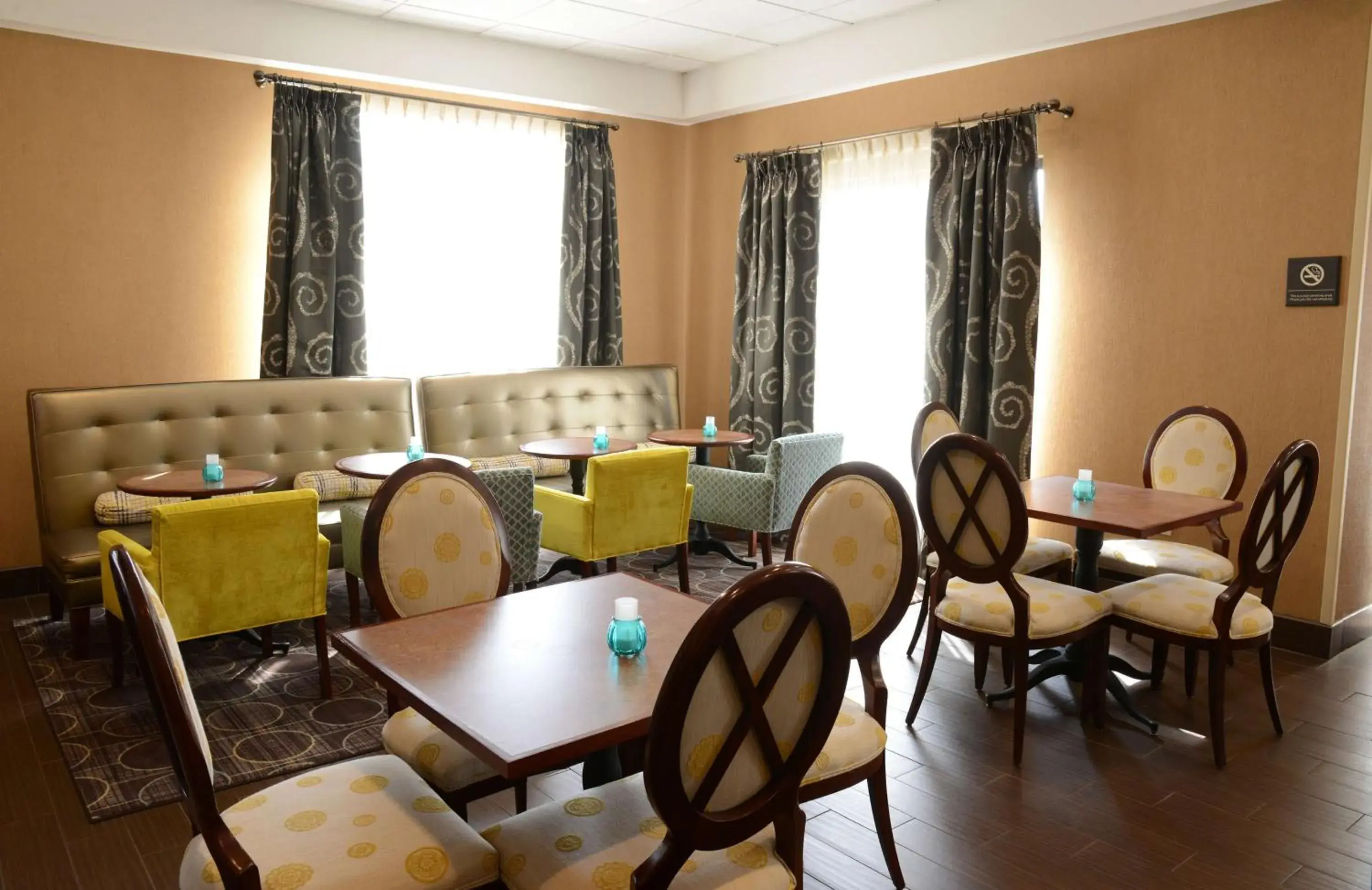 Lobby or reception in Hampton Inn Americus Lobby or reception in Hampton Inn Americus