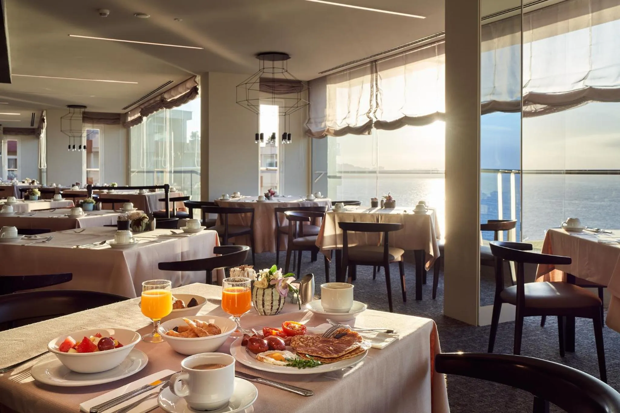 Food and drinks in Palace Bonanza Playa Resort & SPA by Olivia Hotels Collection